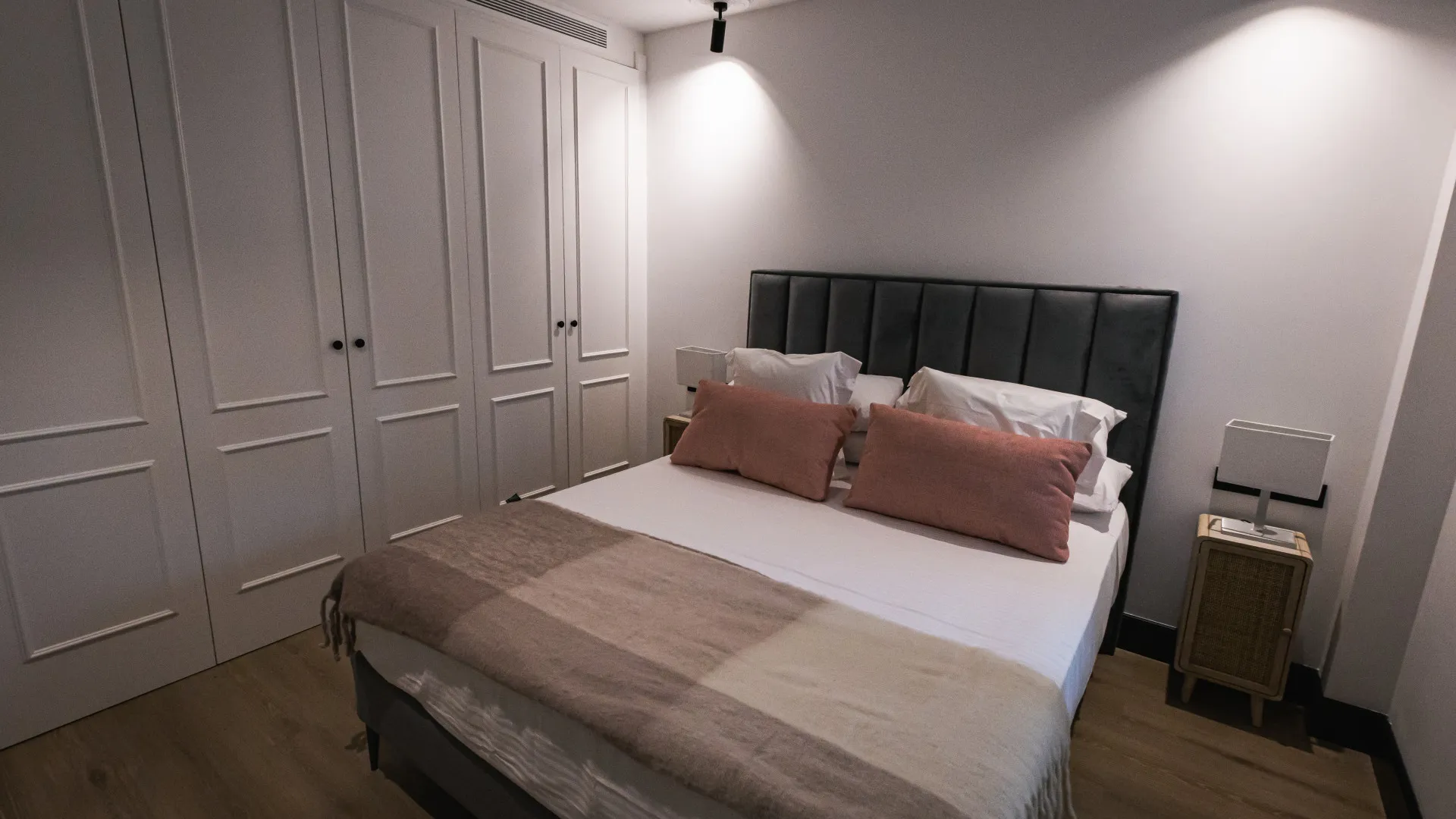 Se vende apartamento planta baja en Puente Romano