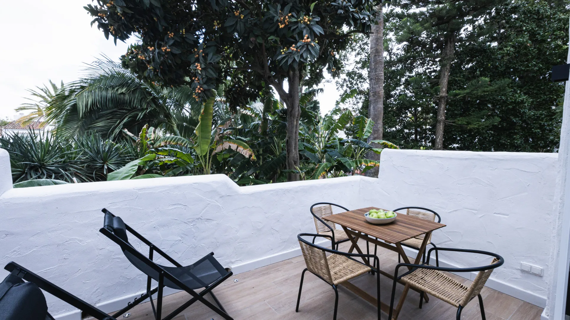 Se vende apartamento planta baja en Puente Romano