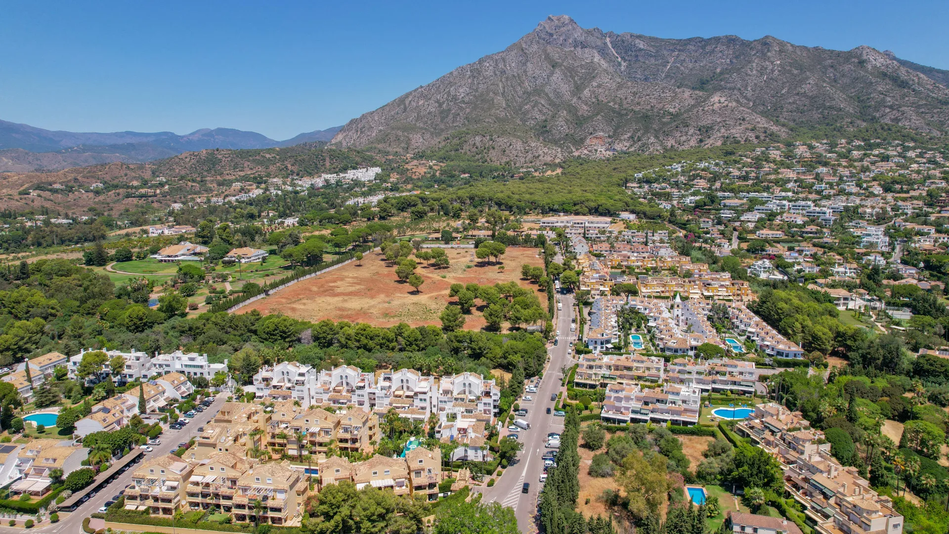 Jardines de Sierra Blanca 4 bedrooms duplex penthouse for sale