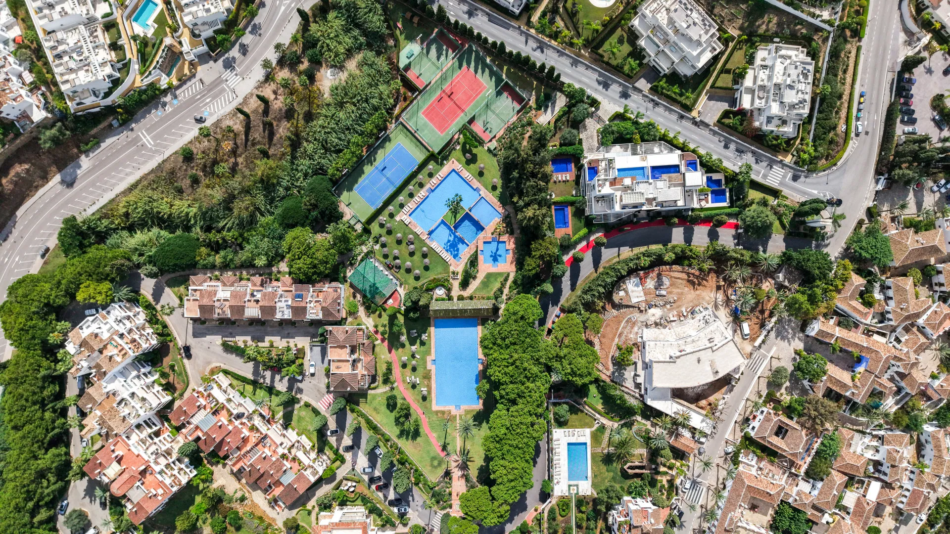 For sale Señorio de Marbella ground floor apartment with 3 bedrooms