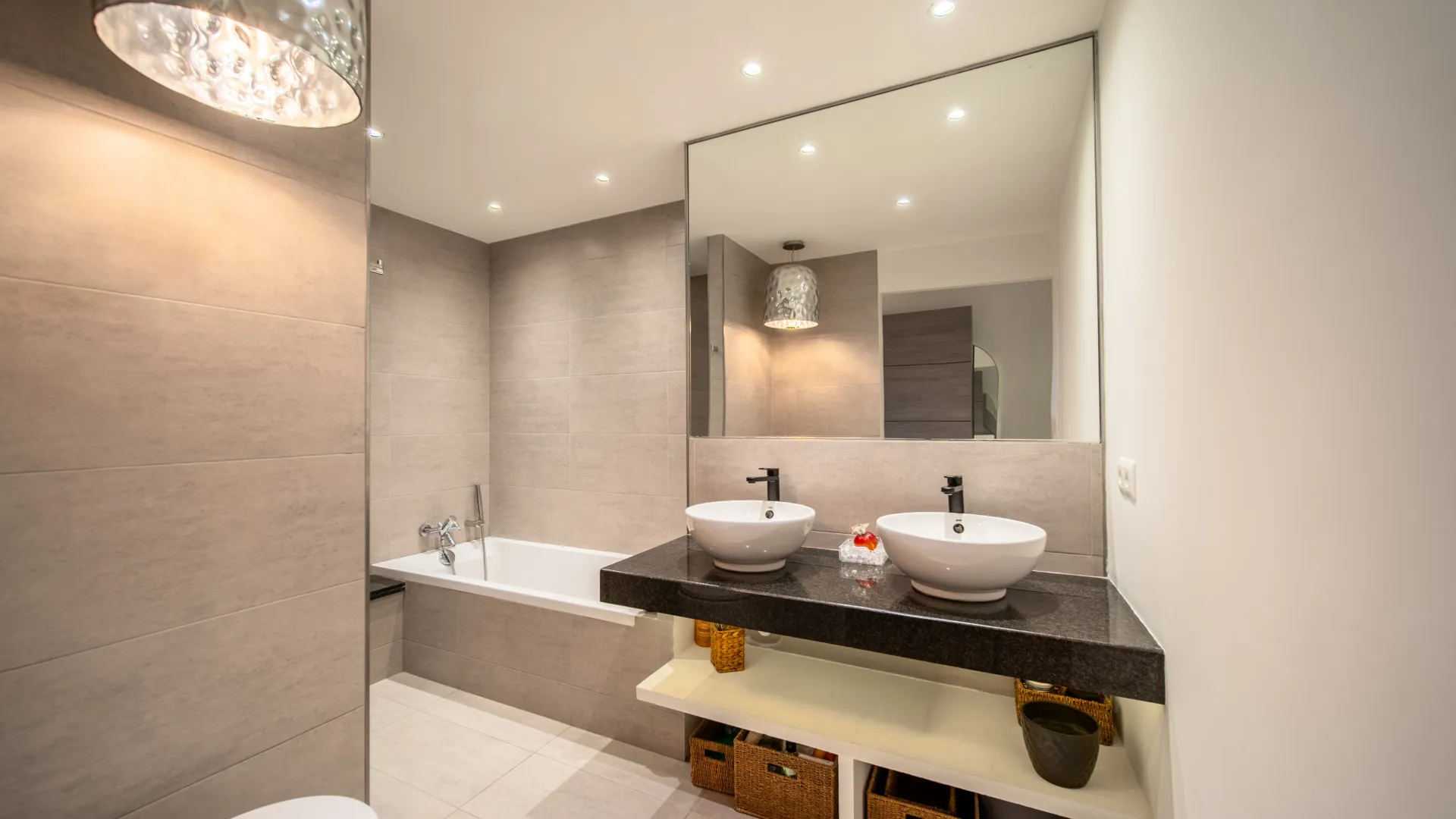 Apartamento planta baja de 3 dormitorios en venta en Cumbres del Rodeo