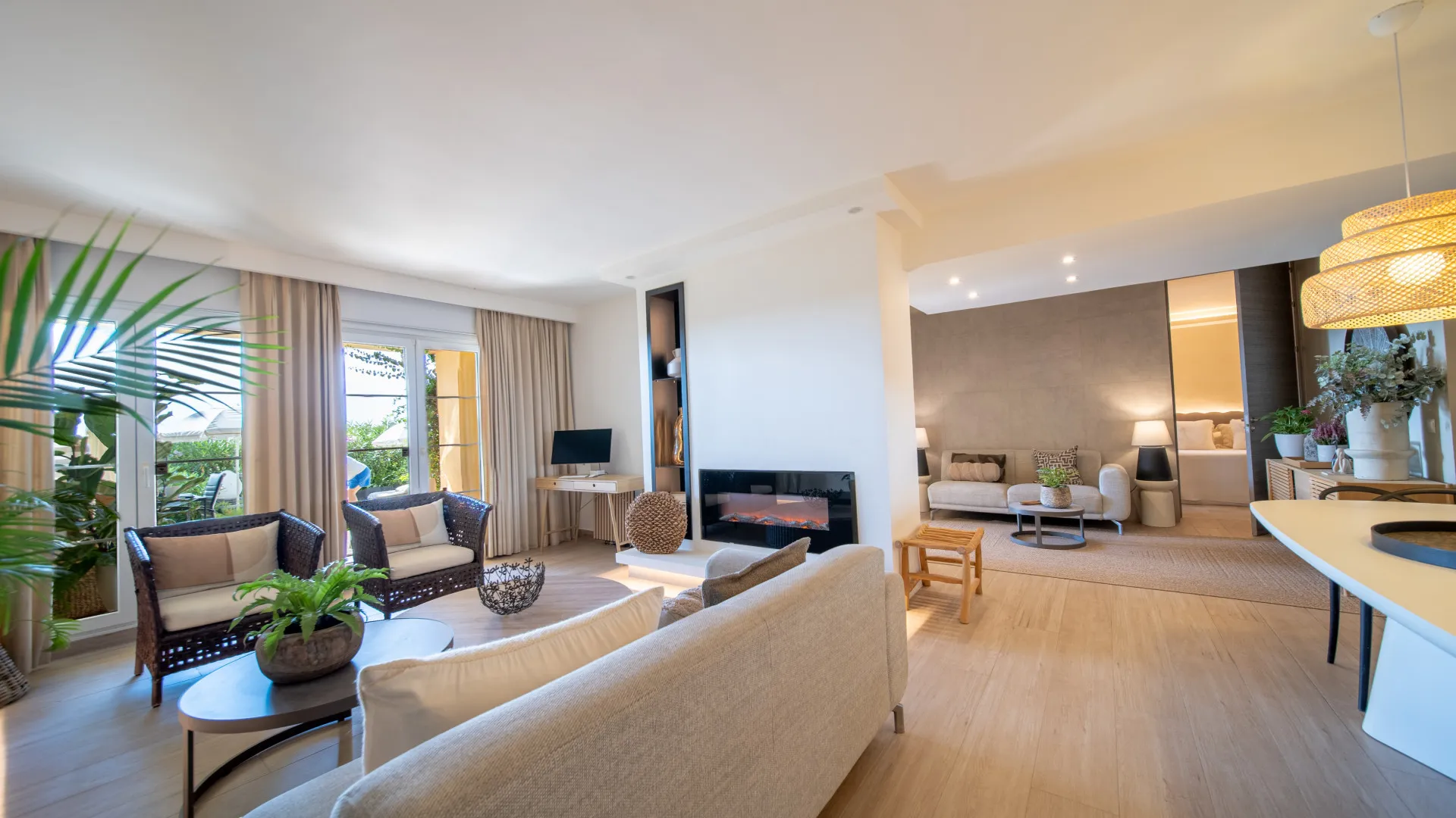 Apartamento planta baja de 3 dormitorios en venta en Cumbres del Rodeo