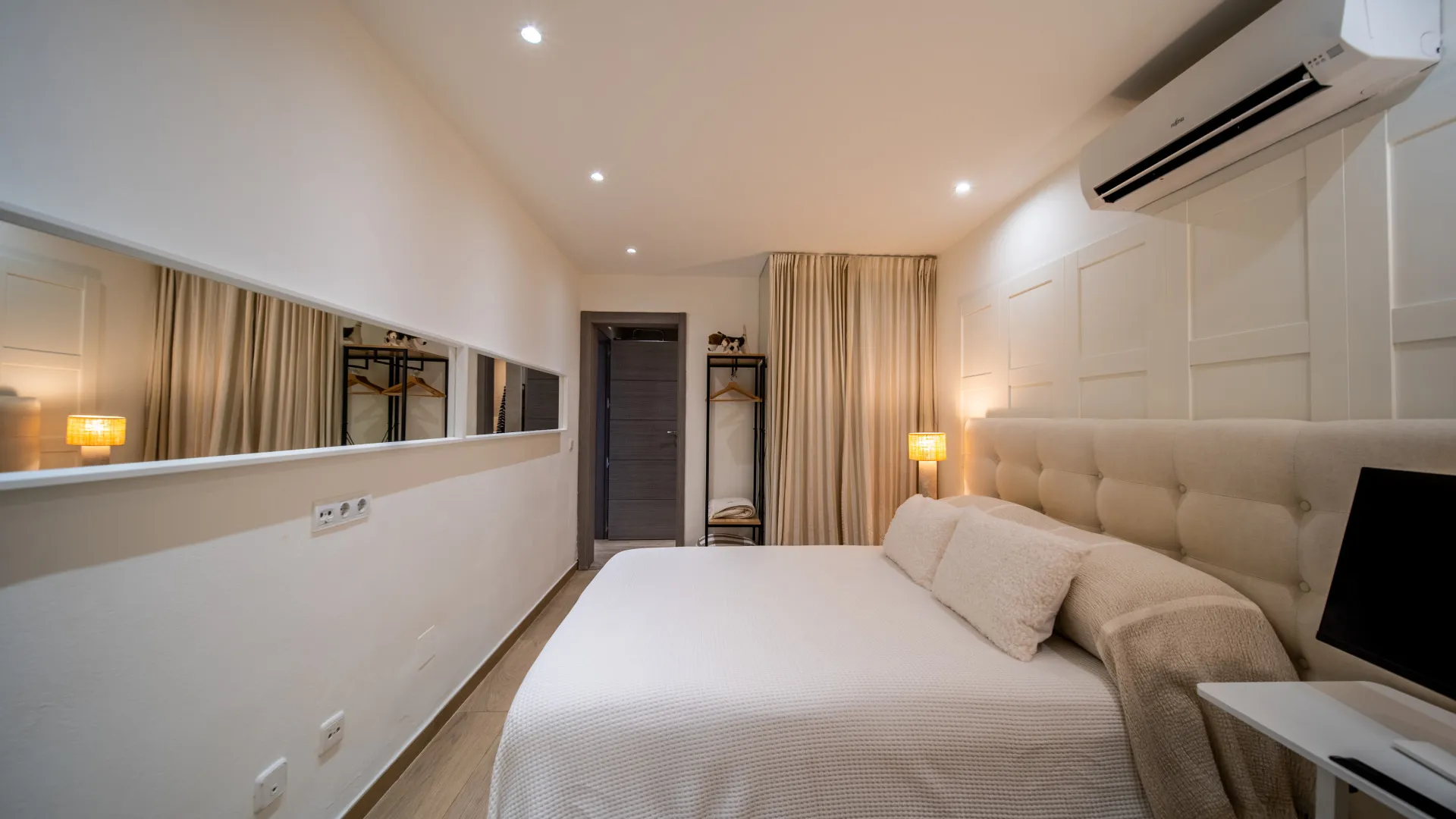 Apartamento planta baja de 3 dormitorios en venta en Cumbres del Rodeo