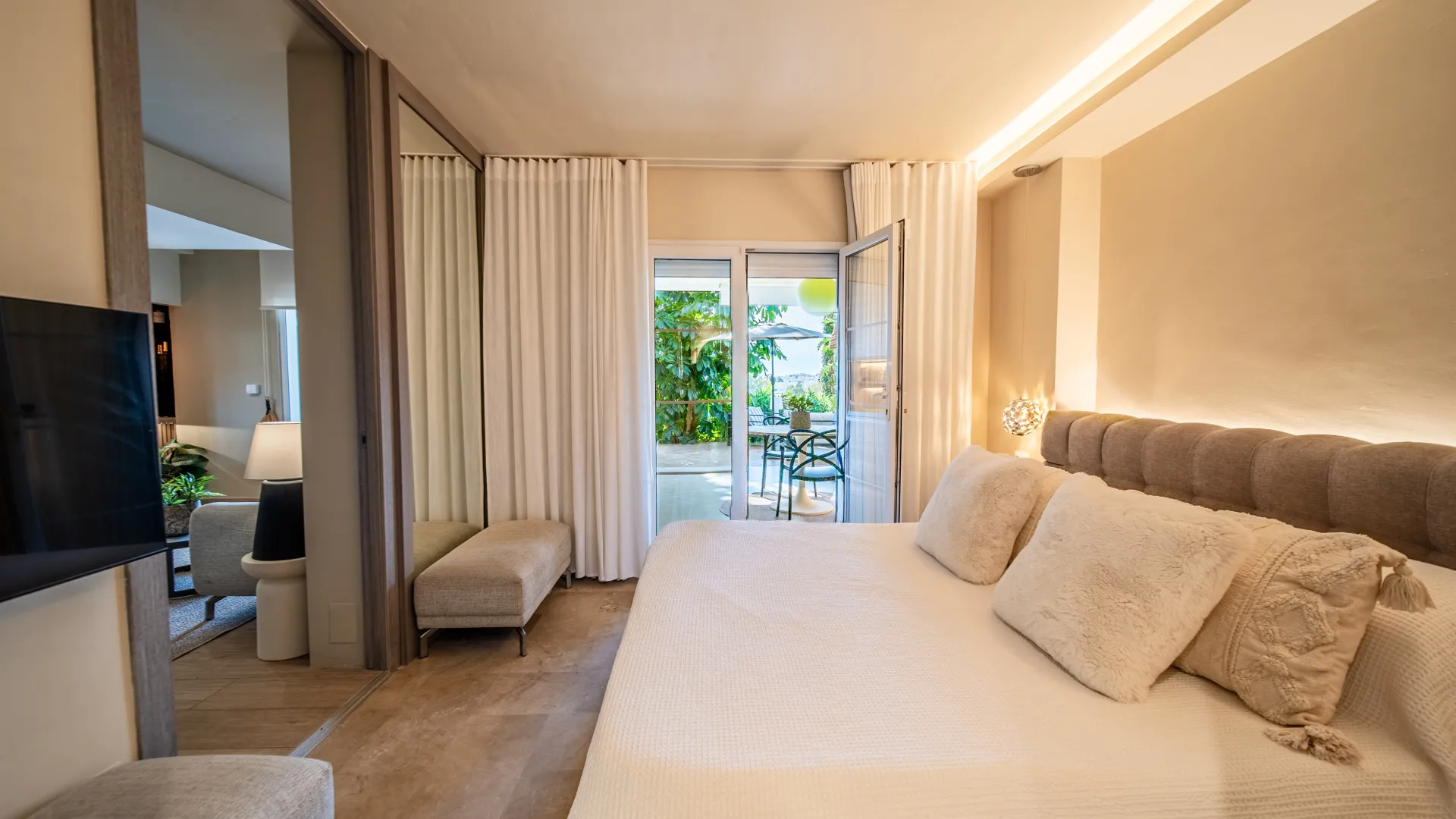 Apartamento planta baja de 3 dormitorios en venta en Cumbres del Rodeo