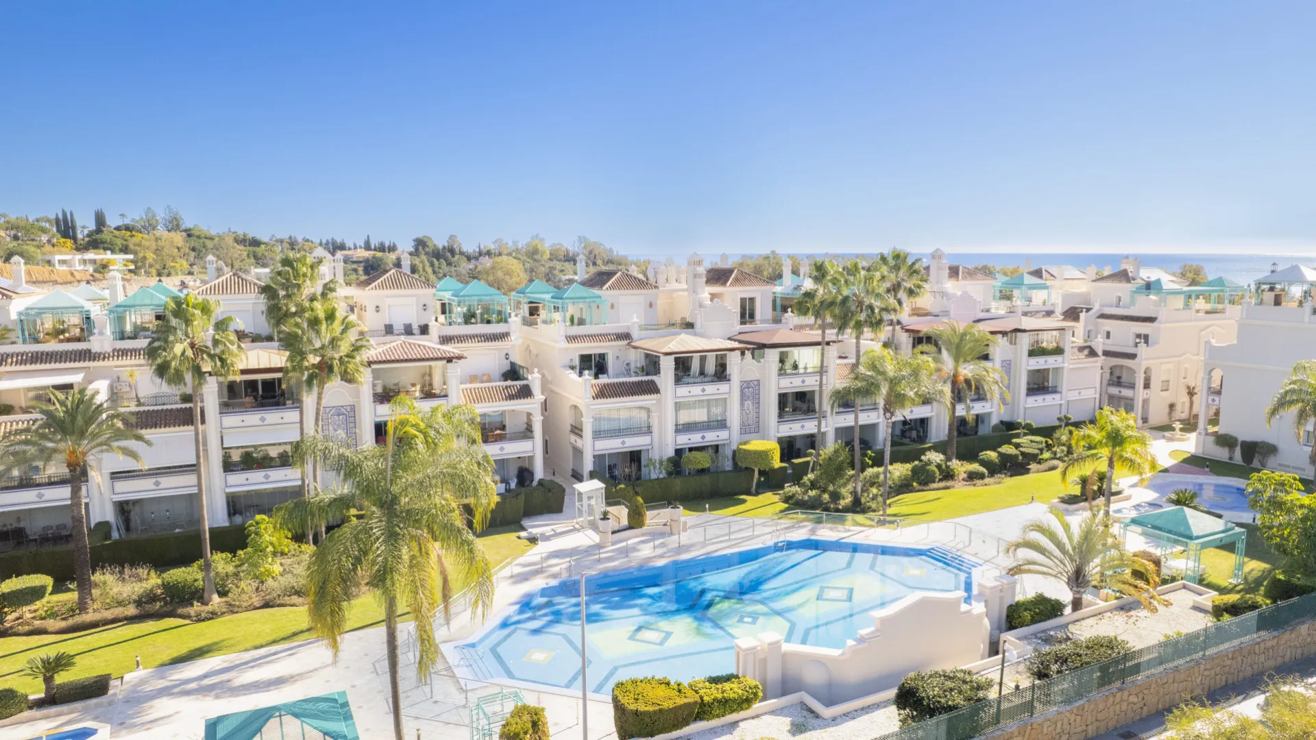 For sale Lomas de Sierra Blanca duplex with 3 bedrooms