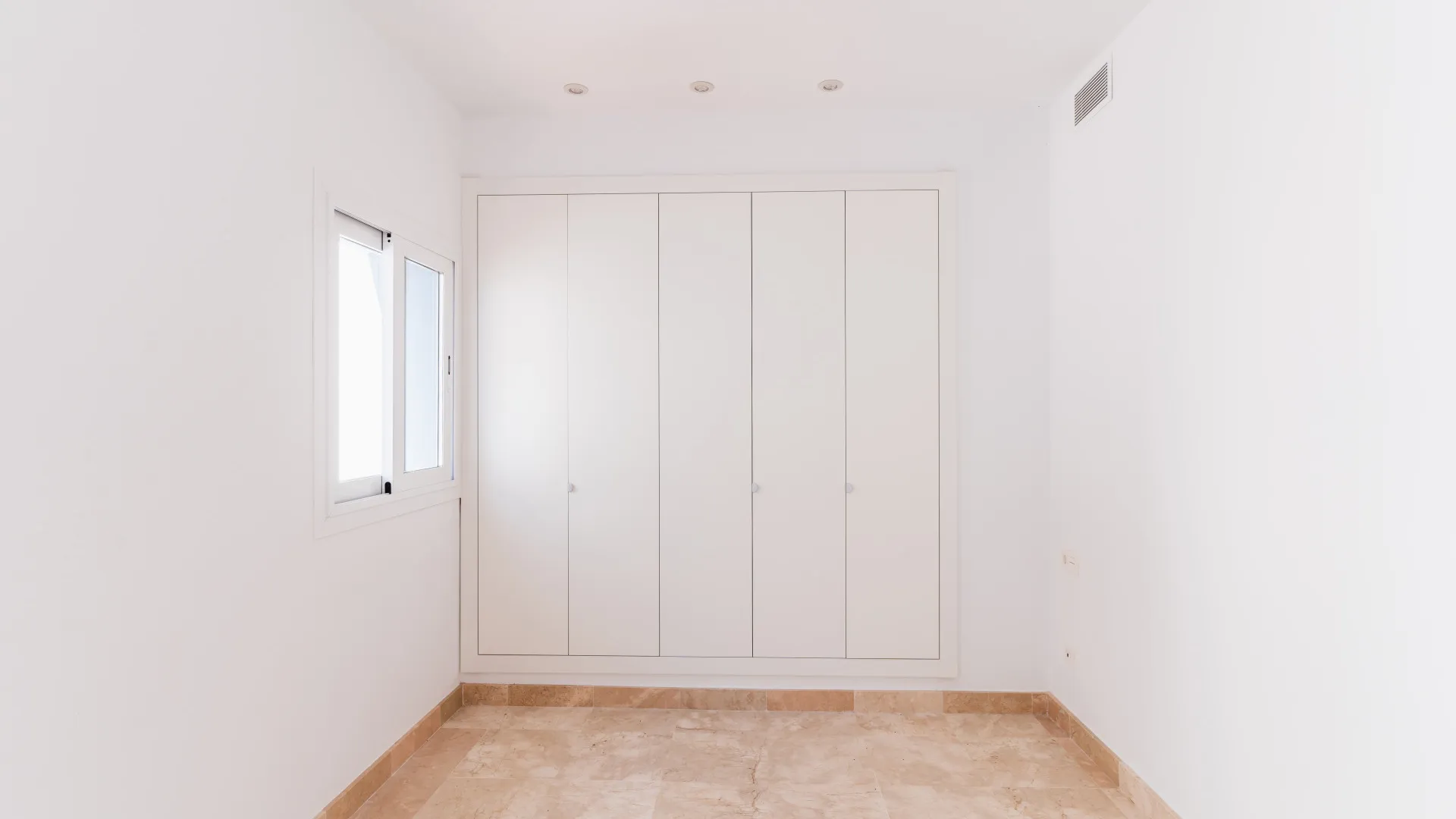 For sale apartment with 3 bedrooms in Paraiso Pueblo