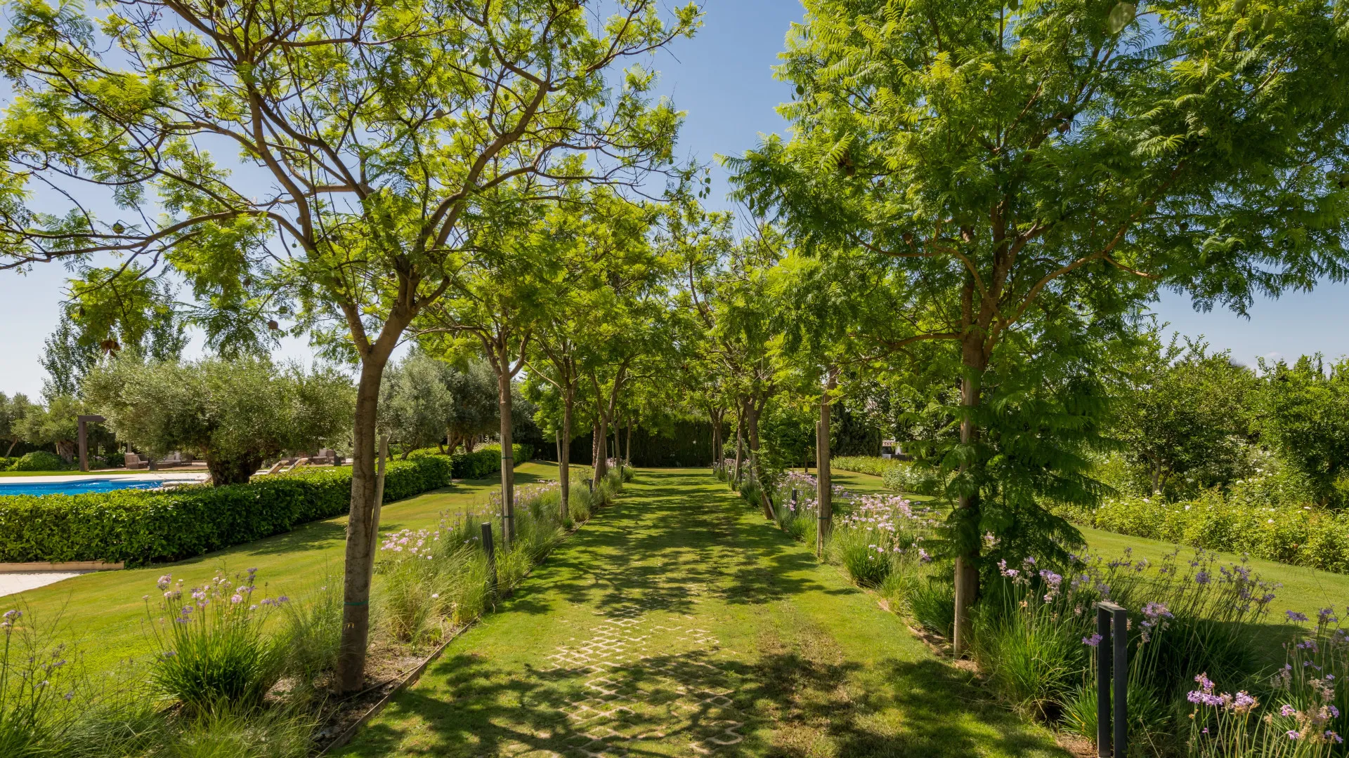Comprar villa de 6 dormitorios en Valle del Sol