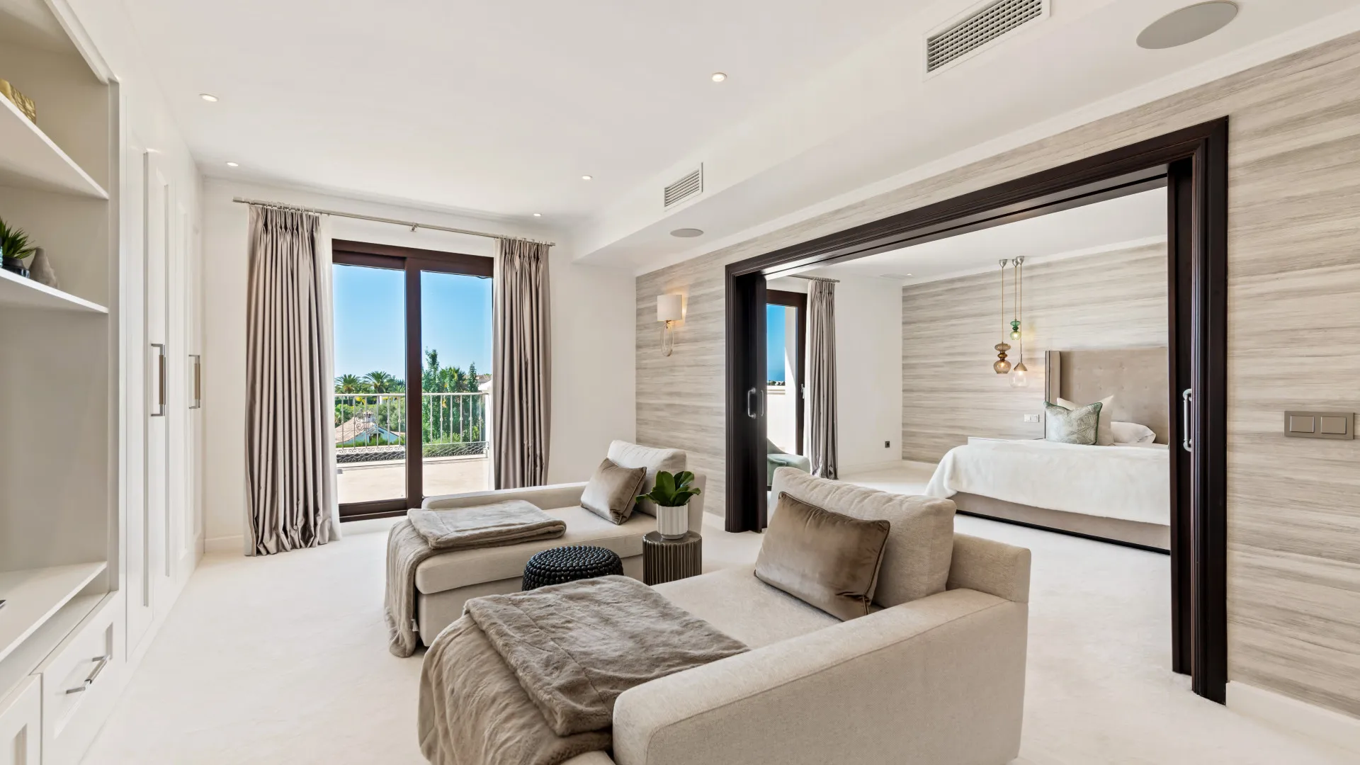 Comprar villa de 6 dormitorios en Valle del Sol
