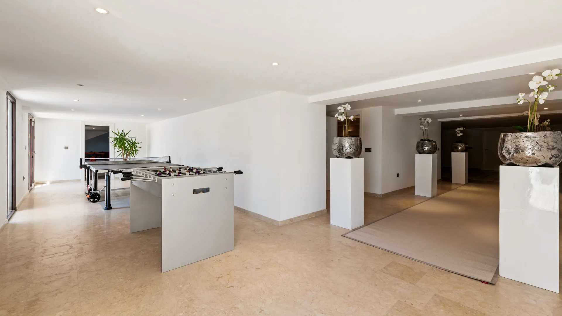 Comprar villa de 6 dormitorios en Valle del Sol