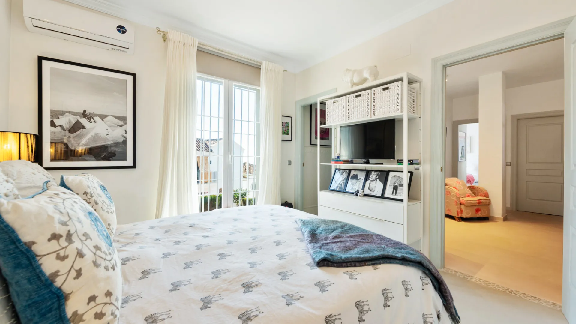 For sale Marbella Hill Club semi detached villa with 4 bedrooms