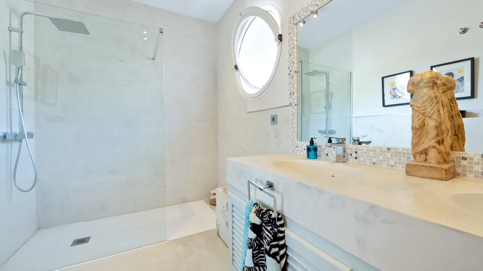 For sale Marbella Hill Club semi detached villa with 4 bedrooms