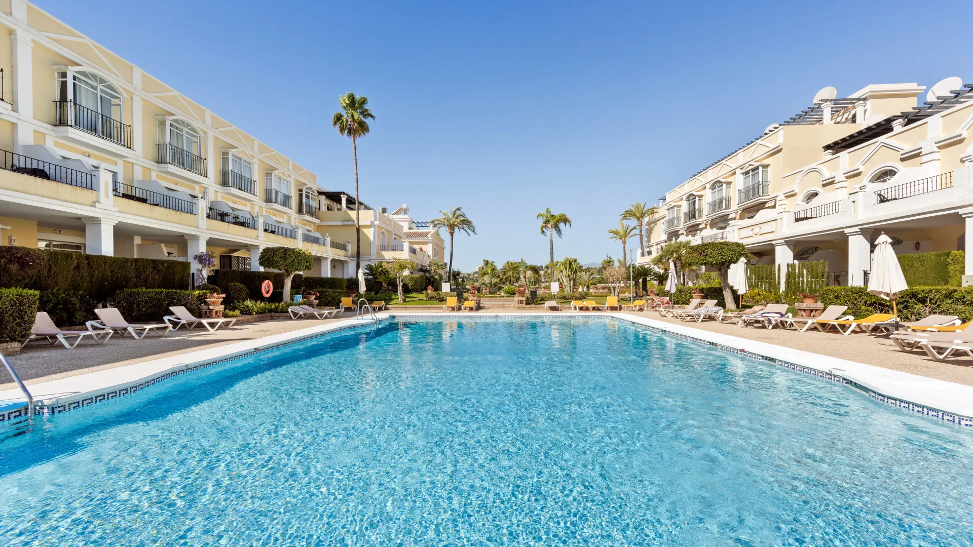 For sale apartment in Aloha Gardens
