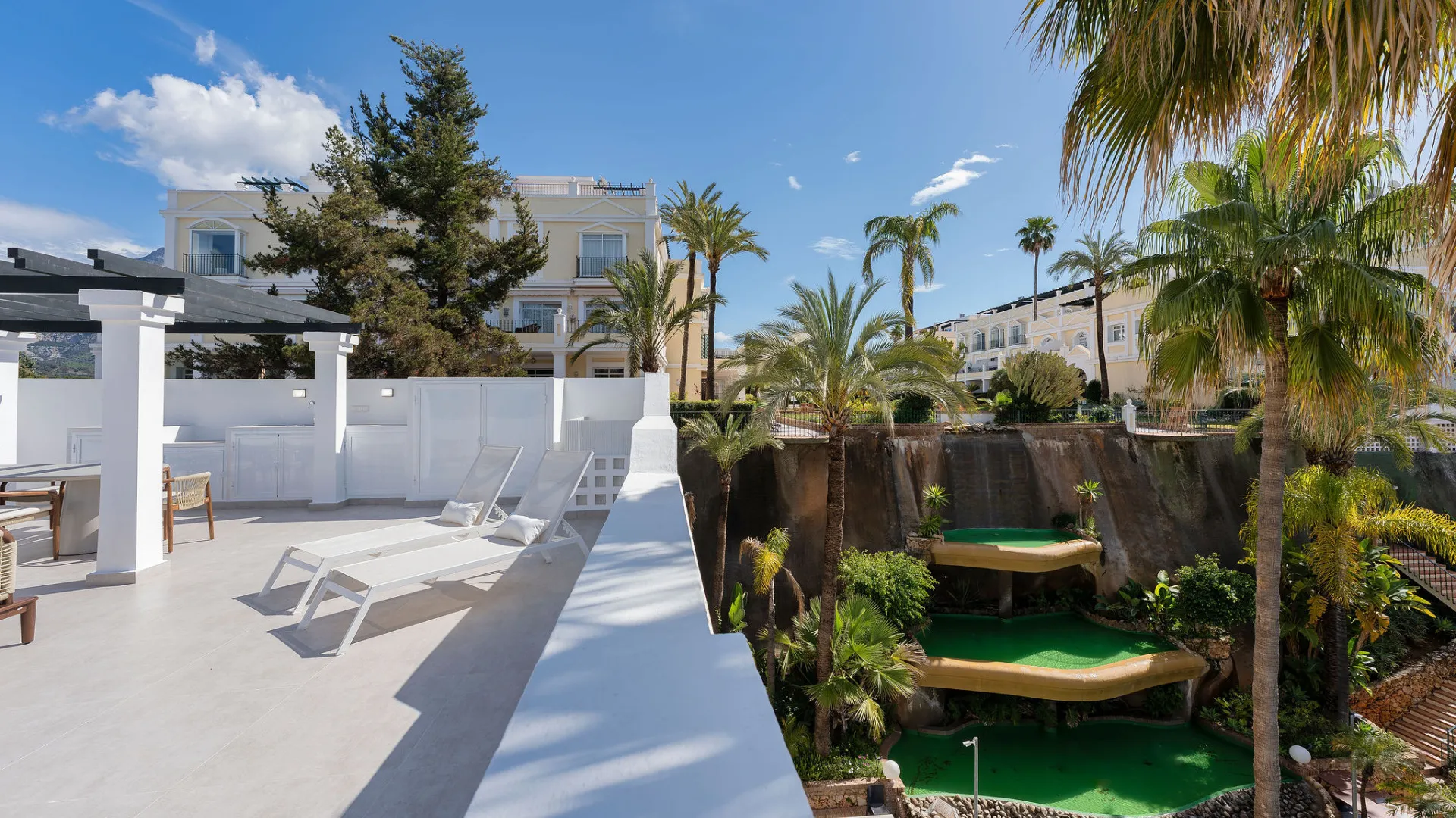 For sale apartment in Aloha Gardens