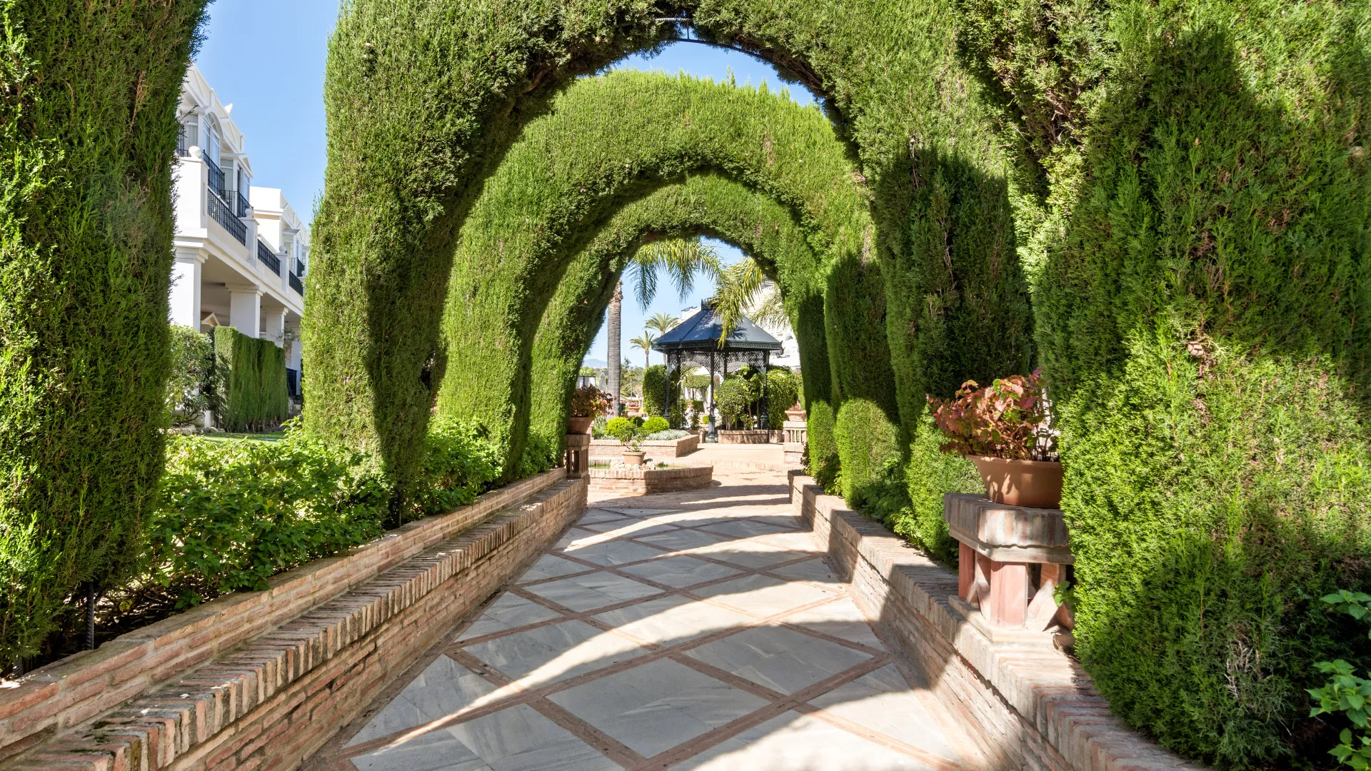For sale apartment in Aloha Gardens