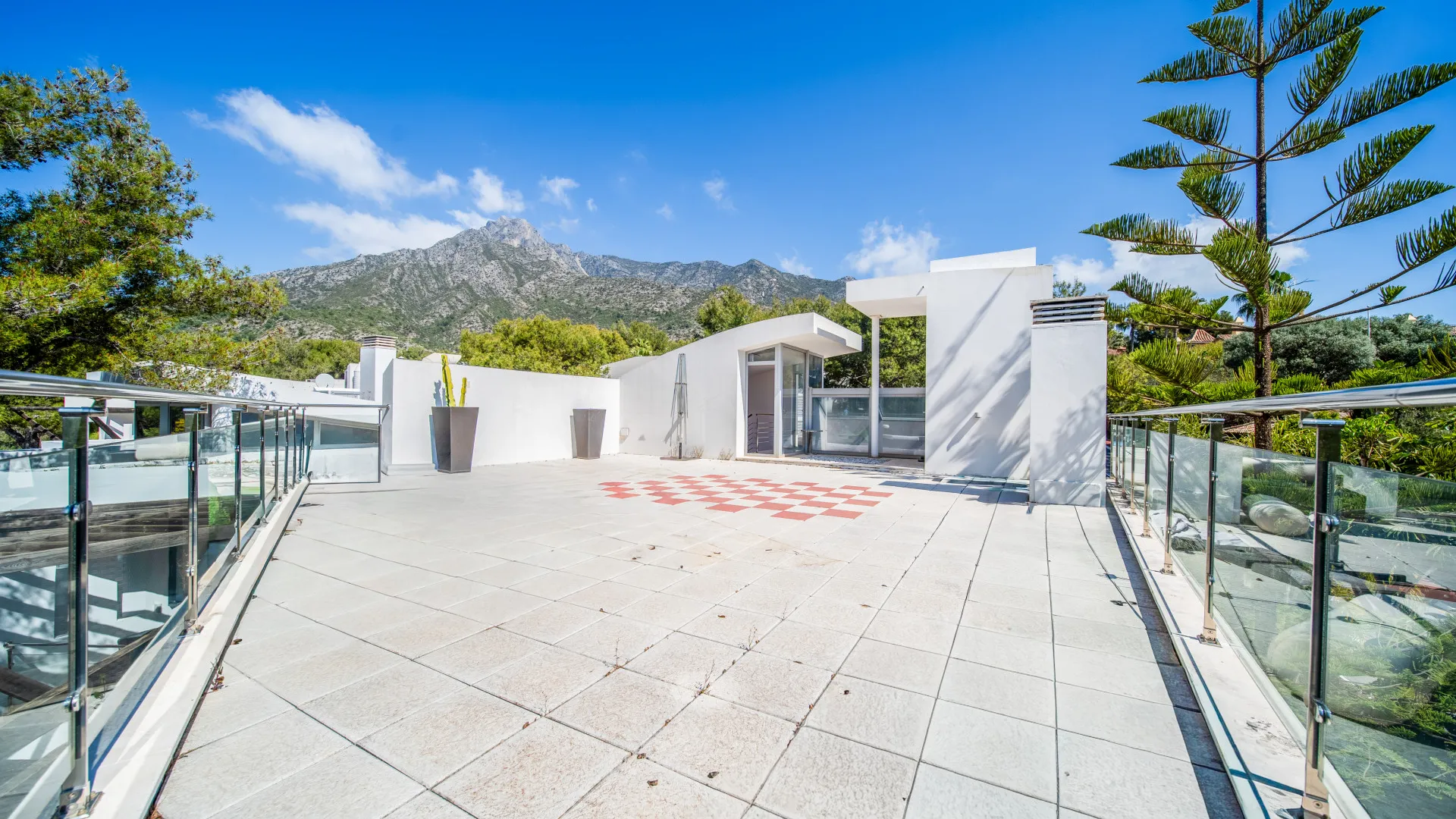 For sale Meisho Hills semi detached house