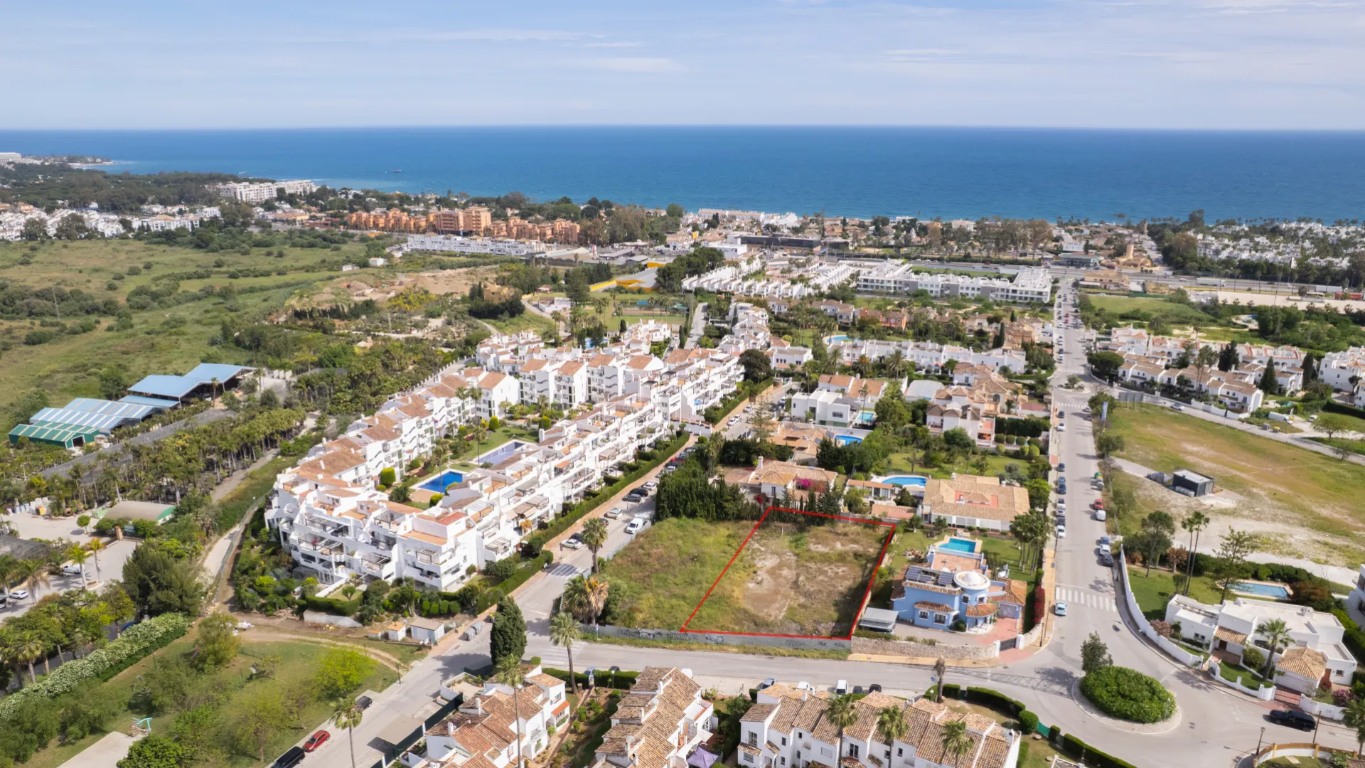 Parcela en venta con 5 dormitorios en Bel Air