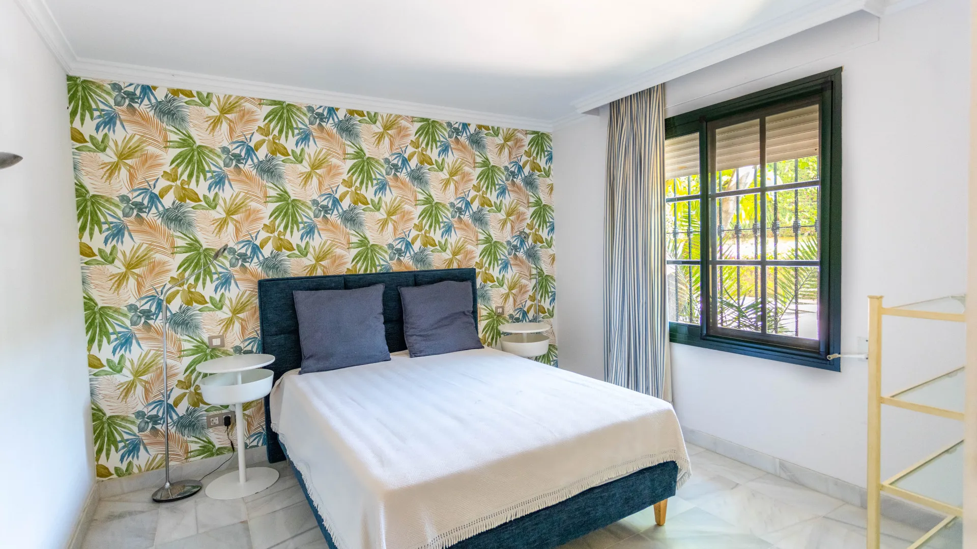 Comprar villa en Casasola