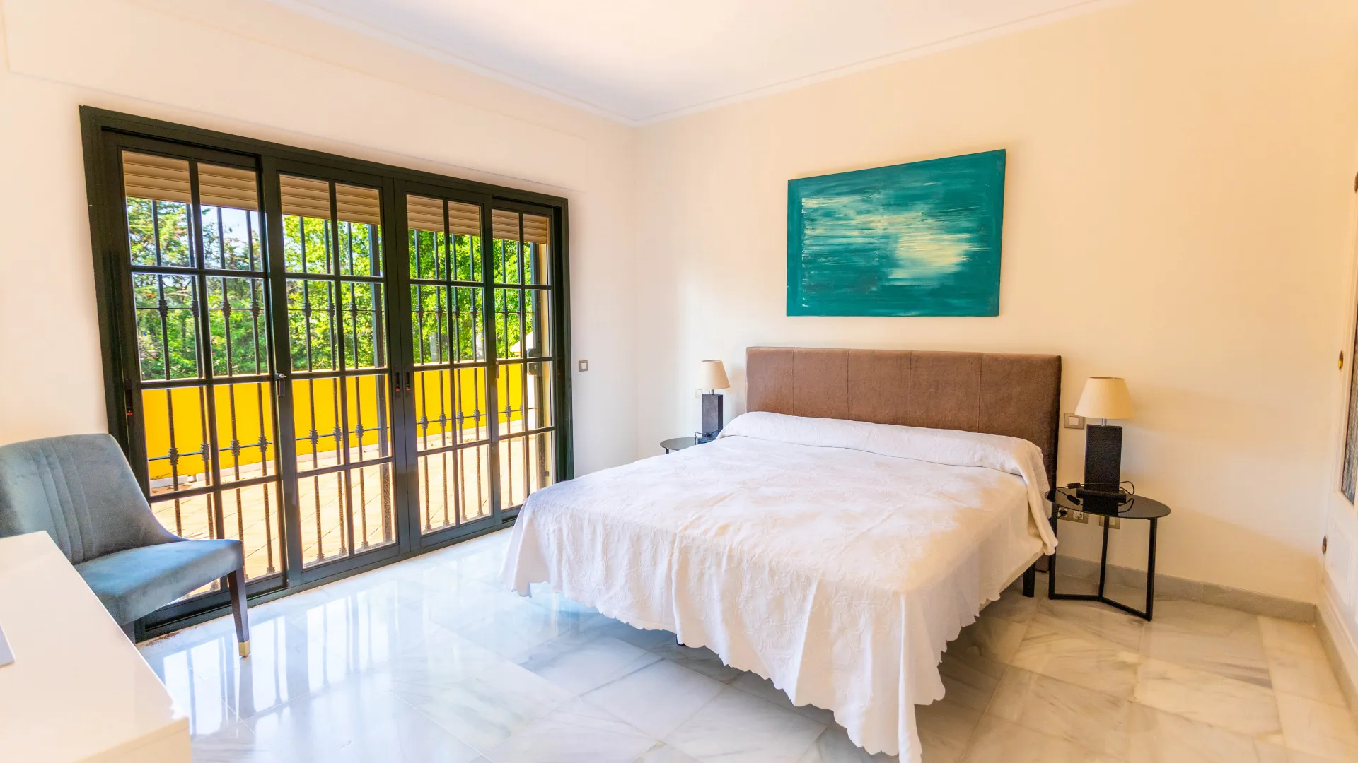 Comprar villa en Casasola
