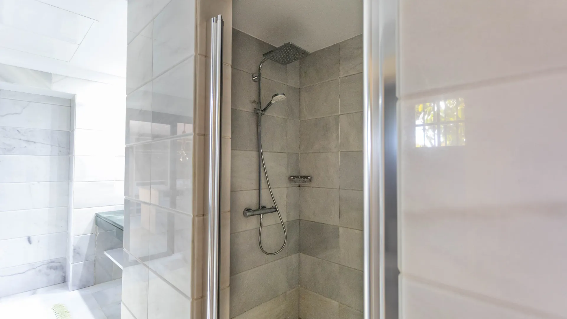 Comprar villa en Casasola