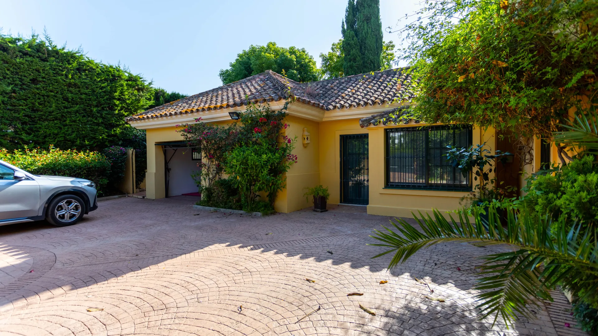 Comprar villa en Casasola