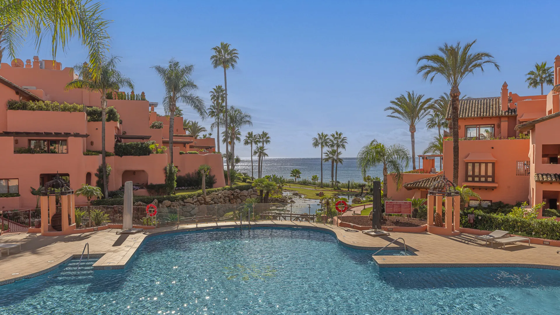 Apartment in Cabo Bermejo for sale