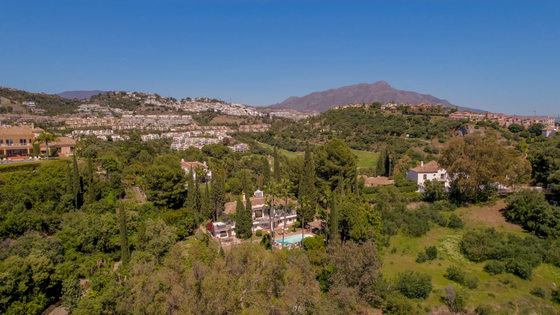 For sale 5 bedrooms villa in Puerto del Almendro