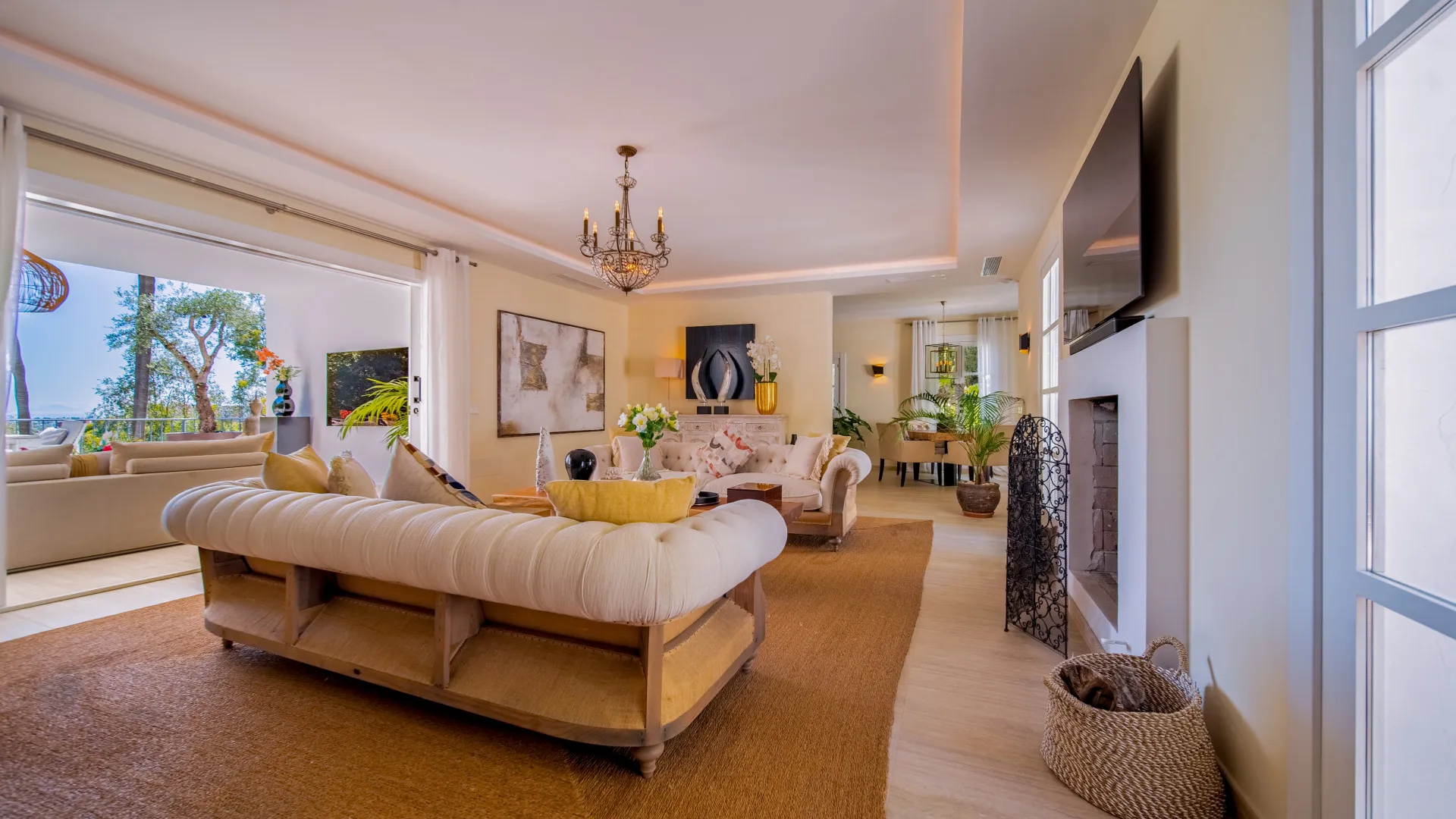 For sale 5 bedrooms villa in Puerto del Almendro