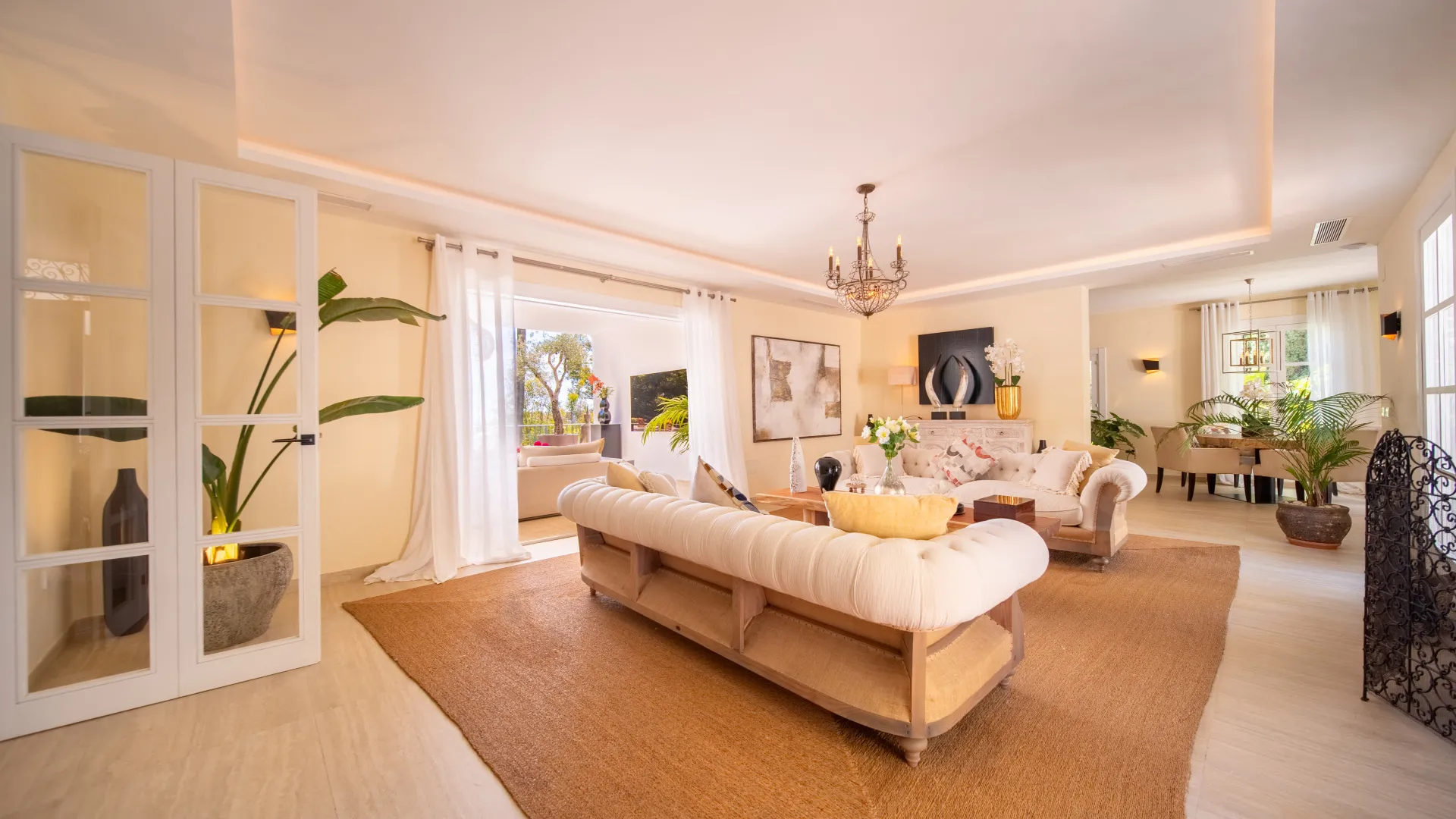 For sale 5 bedrooms villa in Puerto del Almendro