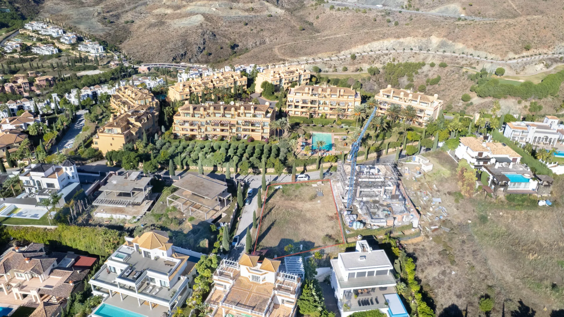Plot for sale in Los Flamingos