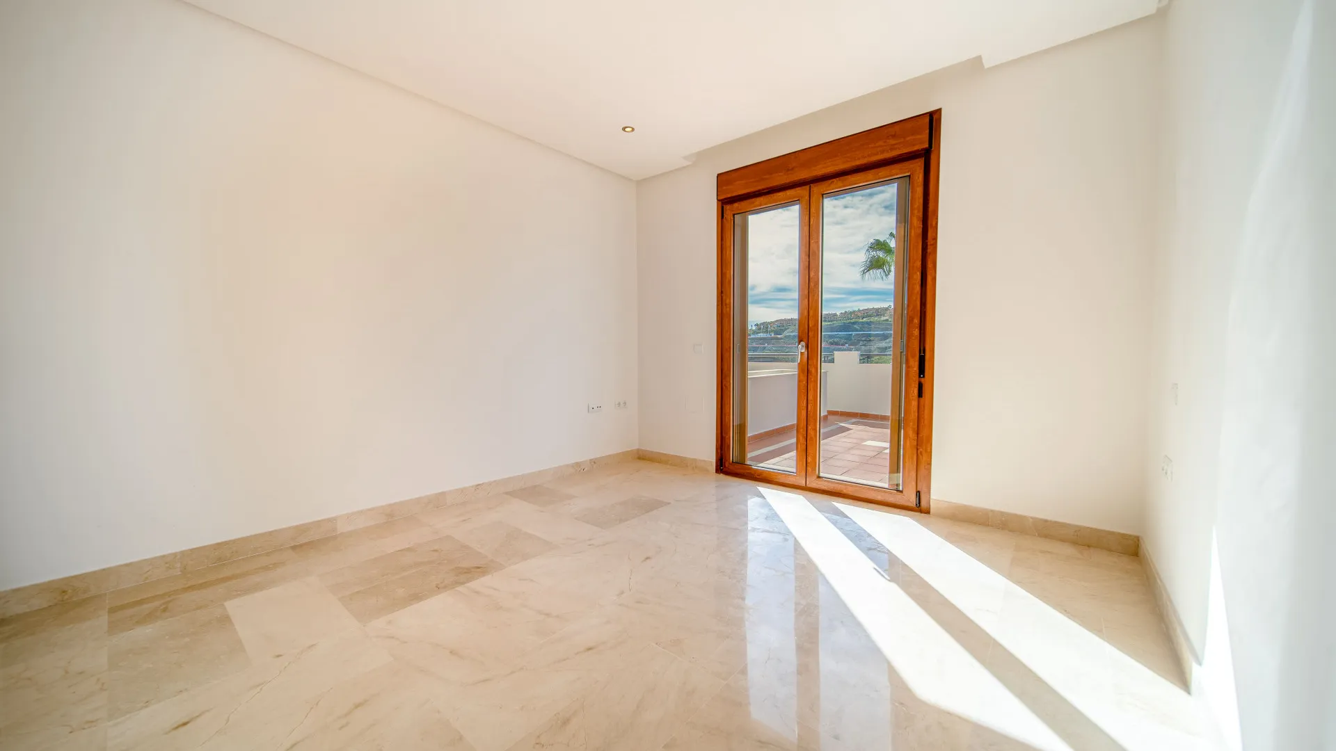 For sale 5 bedrooms villa in La Alqueria
