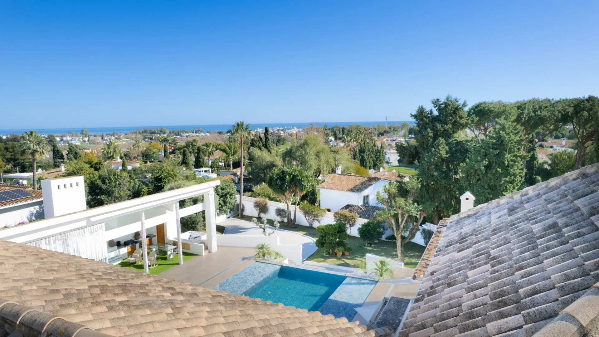 Se vende villa de 7 dormitorios en Guadalmina Alta