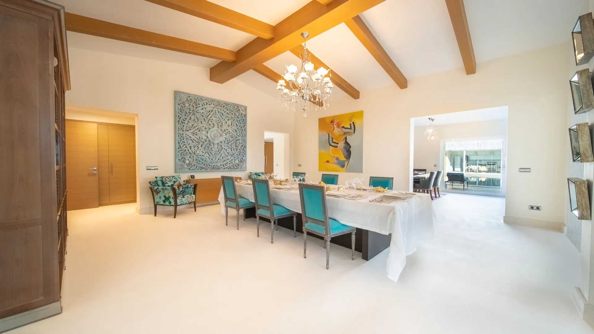 Se vende villa de 7 dormitorios en Guadalmina Alta