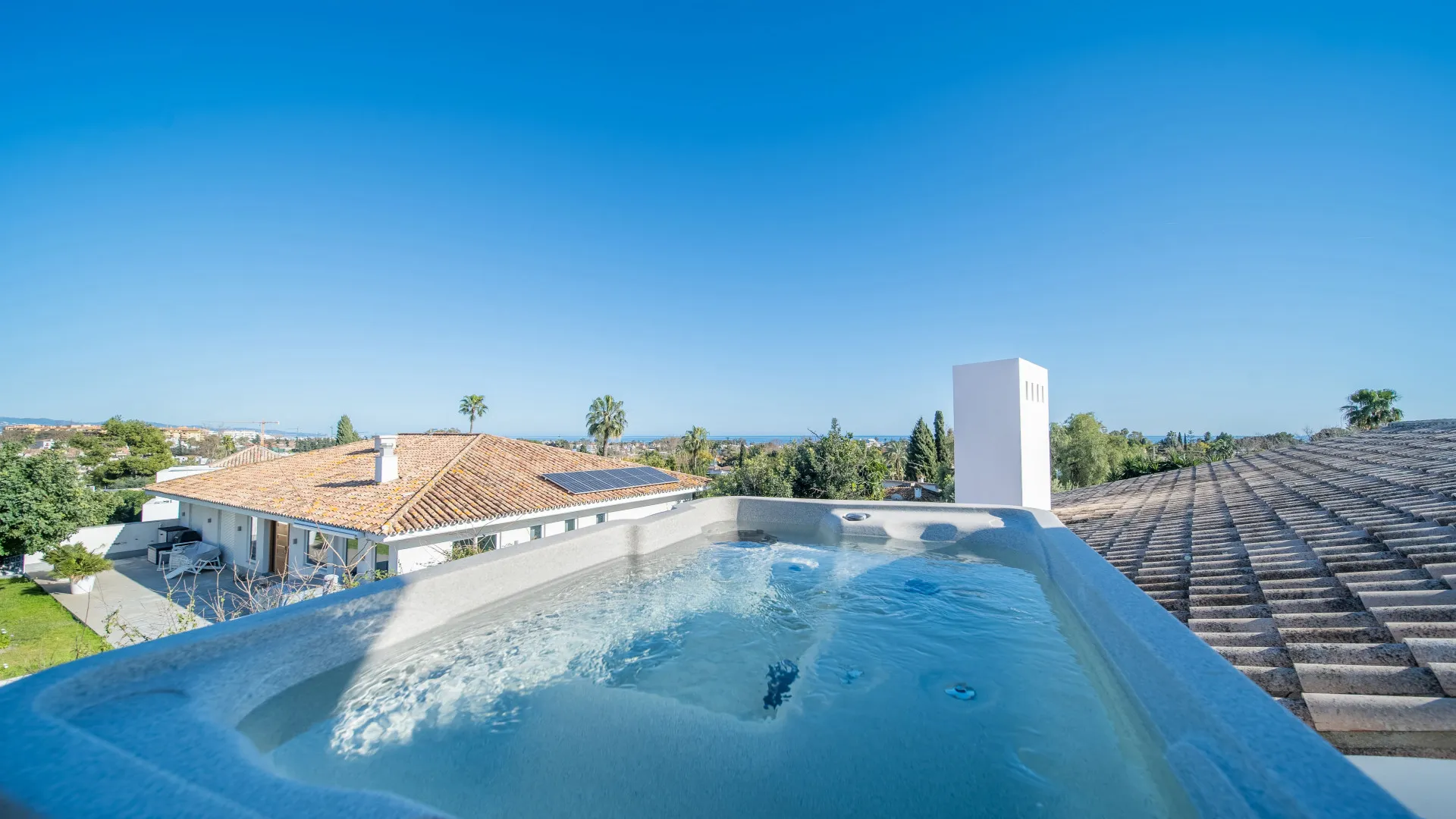 Se vende villa de 7 dormitorios en Guadalmina Alta