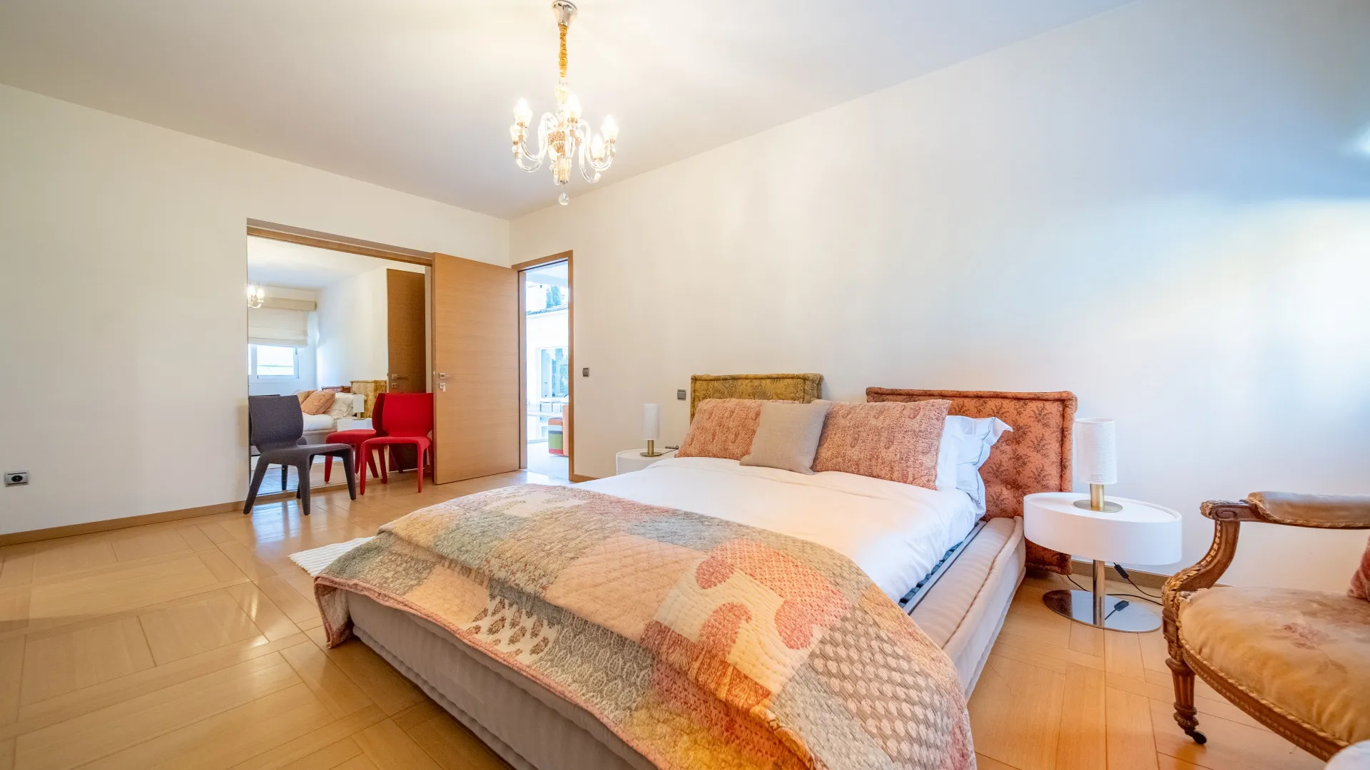 Se vende villa de 7 dormitorios en Guadalmina Alta