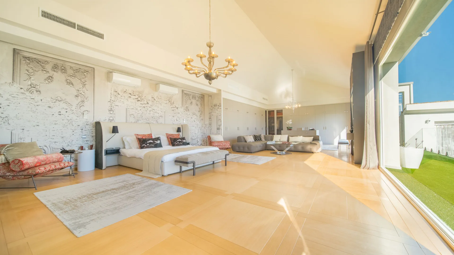 Se vende villa de 7 dormitorios en Guadalmina Alta