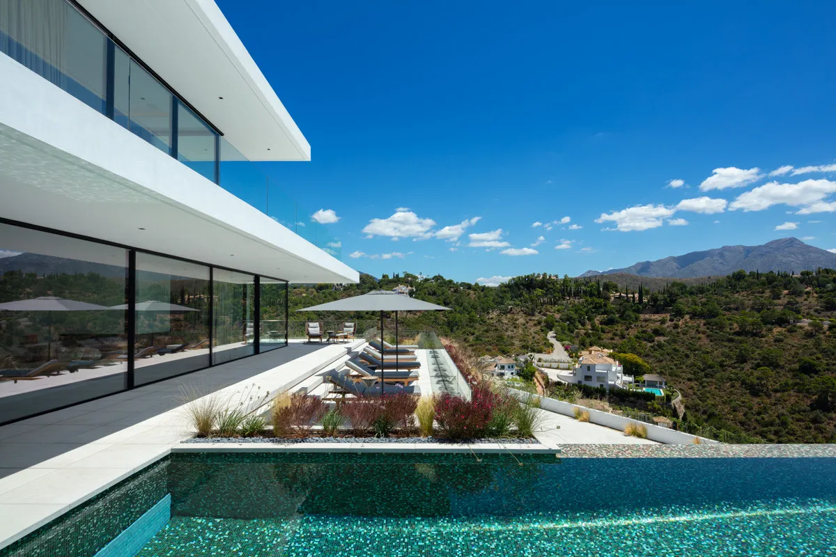 For sale 8 bedrooms villa in El Madroñal
