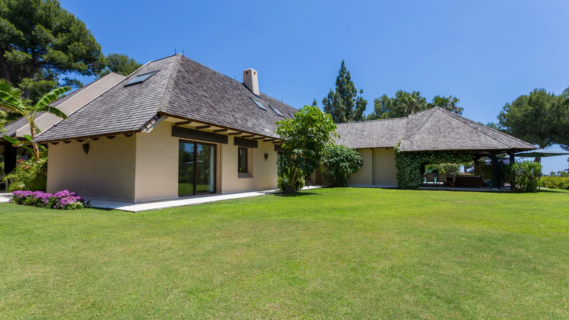 Villa en venta con 6 dormitorios en Rio Real Golf