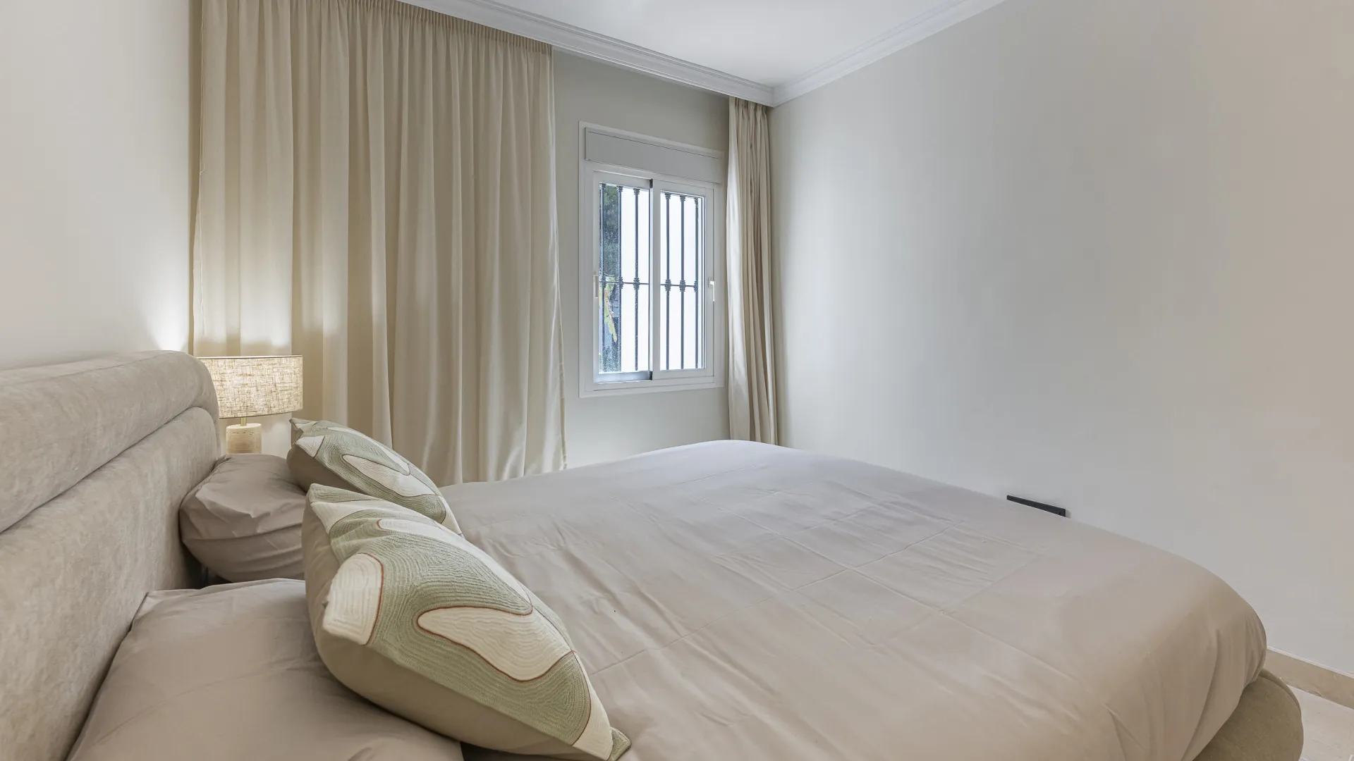 3 bedrooms ground floor apartment in Montebello Hills for sale