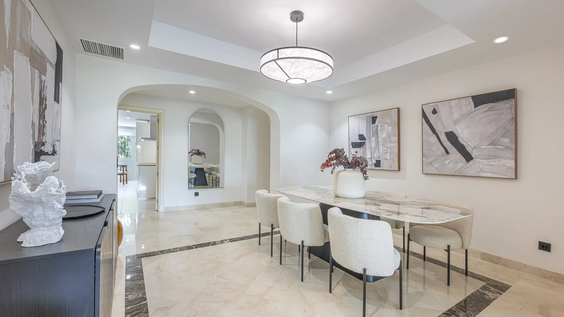 3 bedrooms ground floor apartment in Montebello Hills for sale