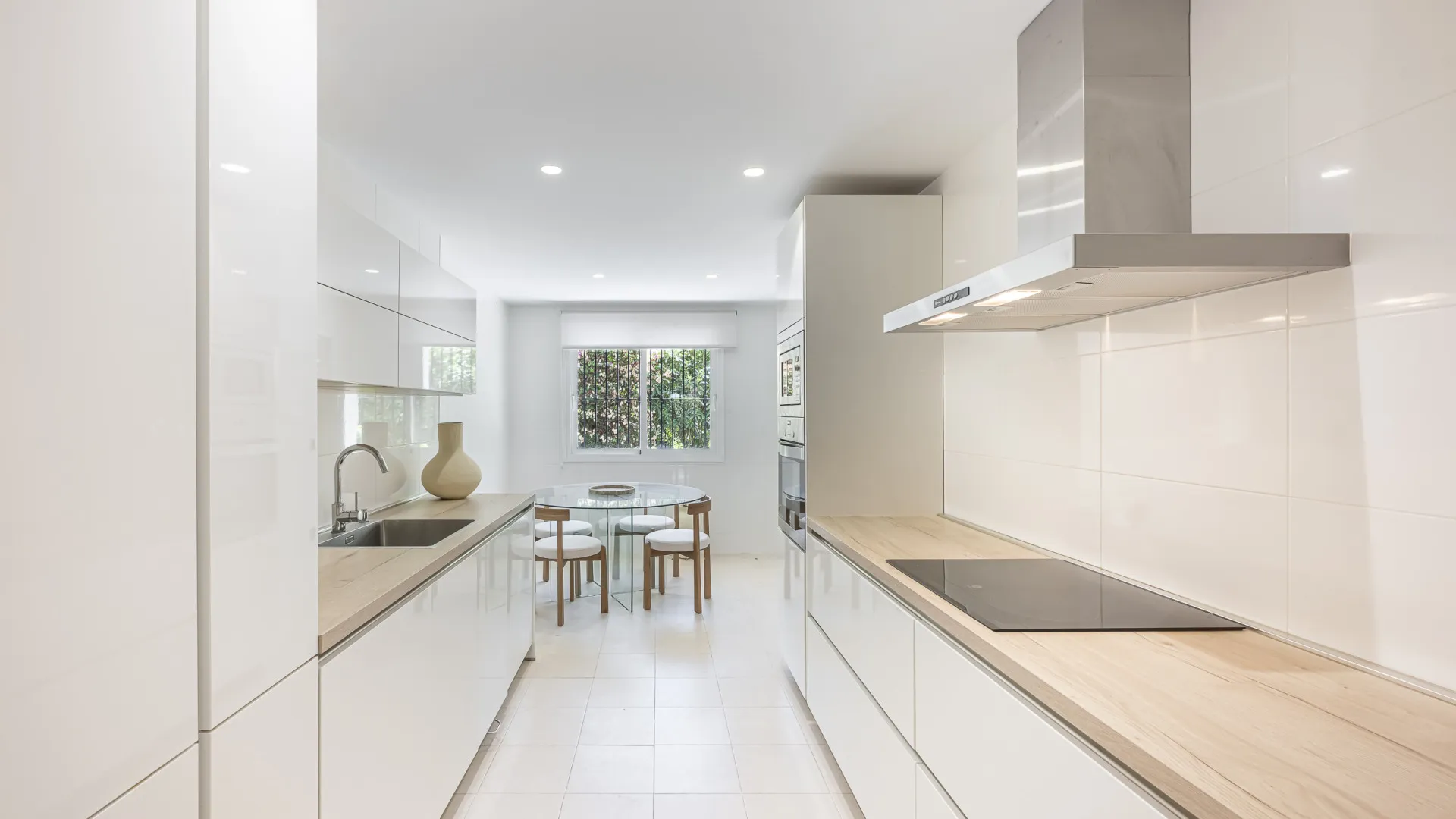 3 bedrooms ground floor apartment in Montebello Hills for sale