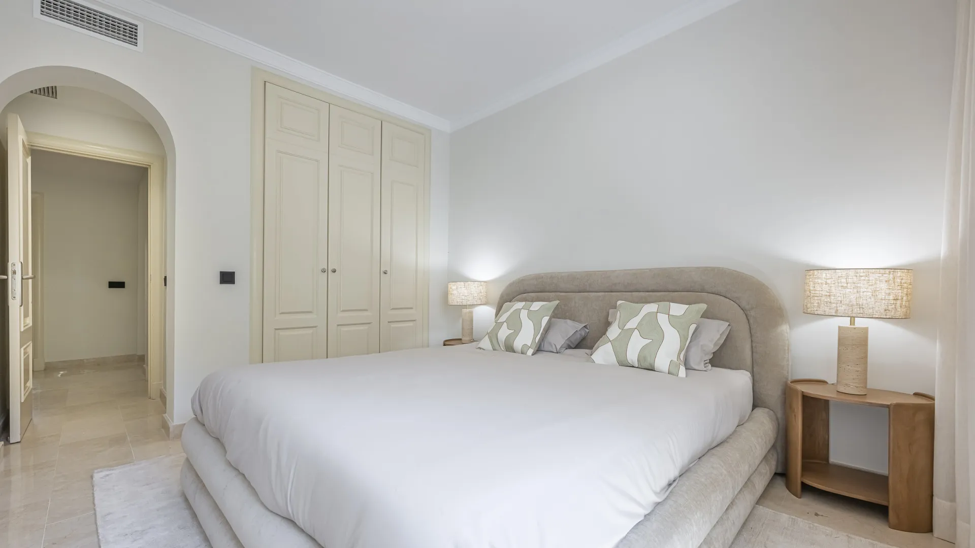 3 bedrooms ground floor apartment in Montebello Hills for sale