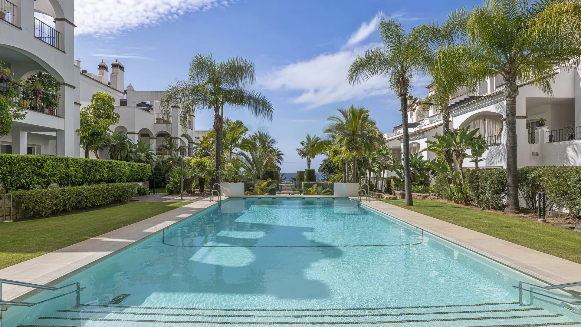 Comprar apartamento planta baja en Montebello Hills