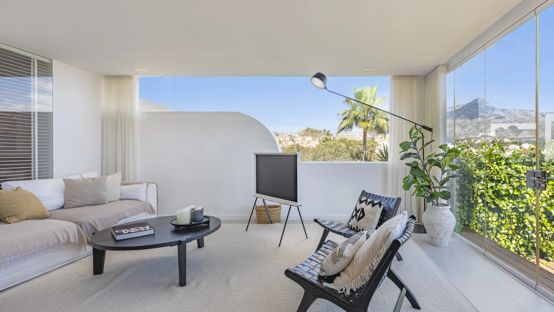 Se vende apartamento planta baja en Palacetes Los Belvederes