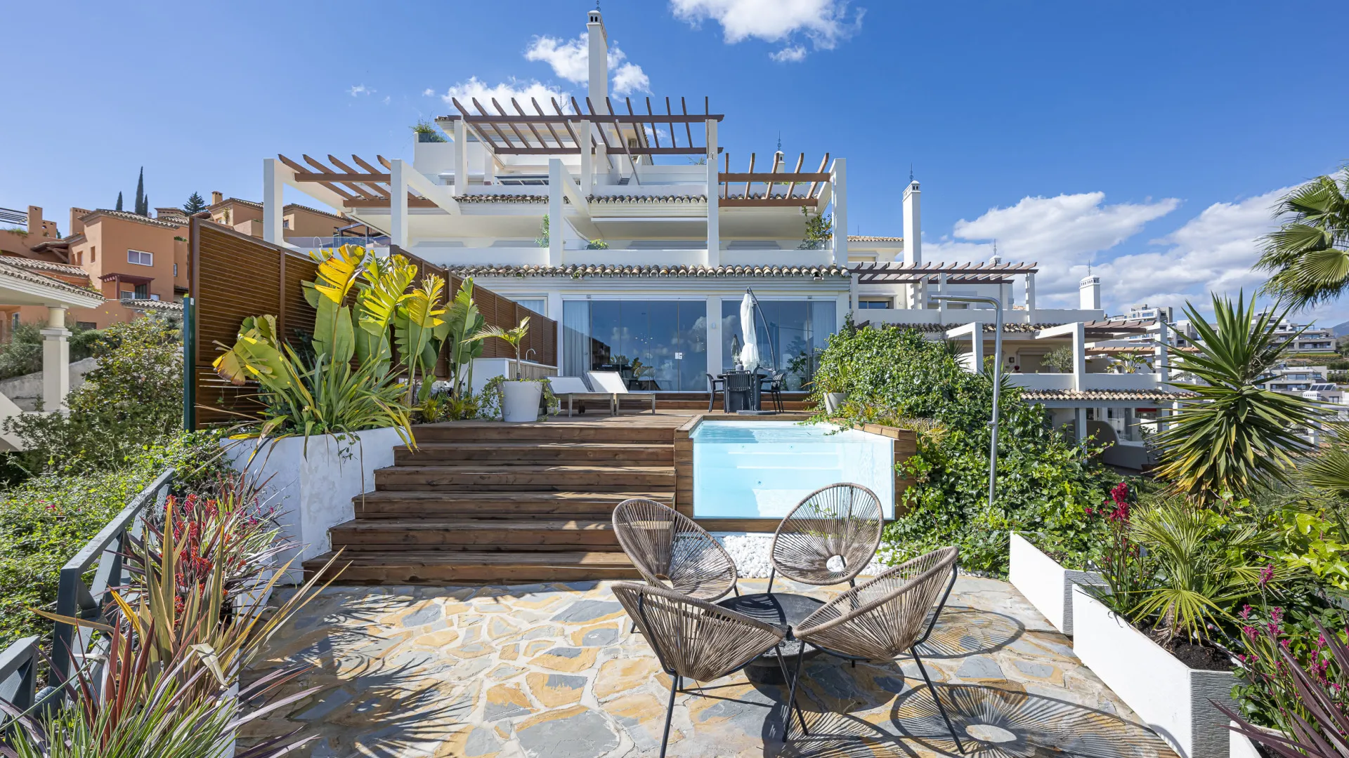 Se vende apartamento planta baja en Palacetes Los Belvederes