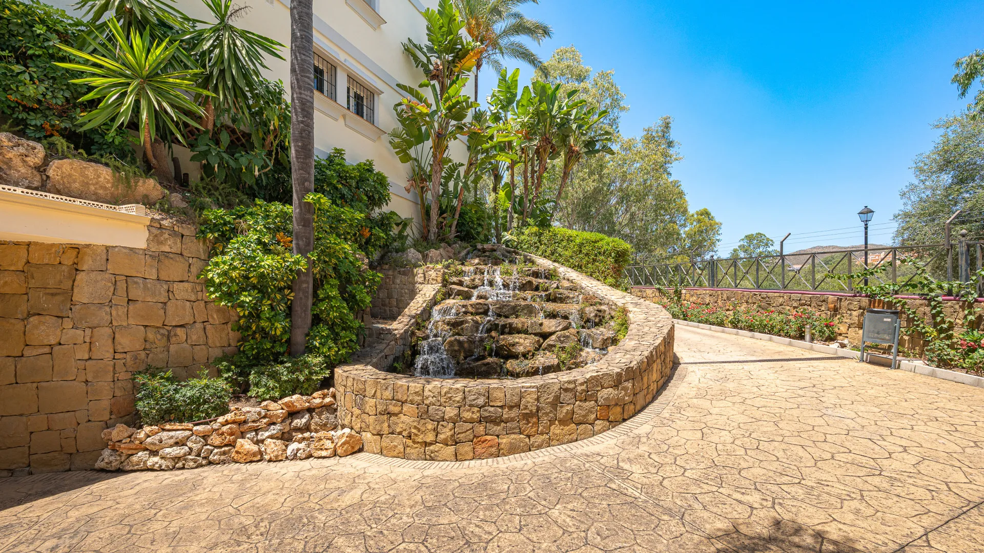 Se vende apartamento planta baja en Palacetes Los Belvederes