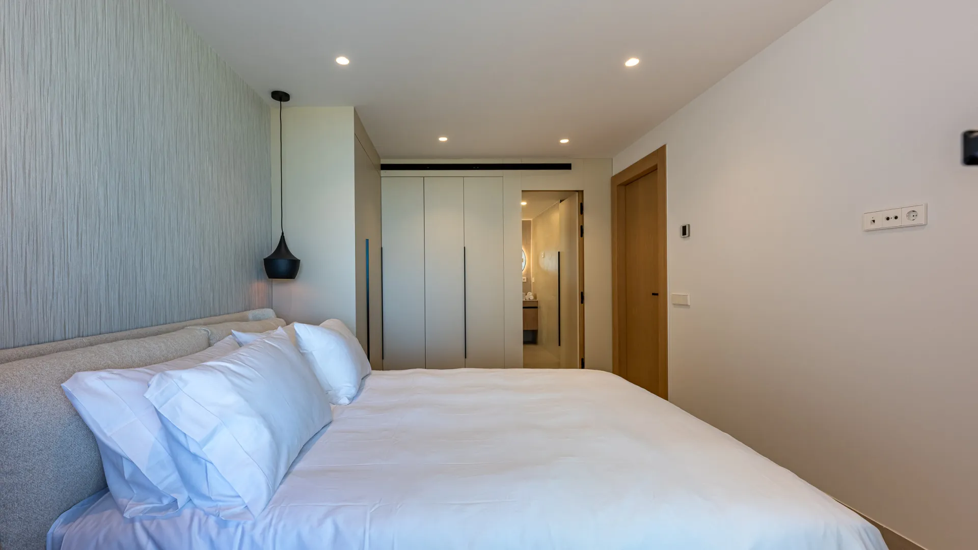 Apartamento en venta con 3 dormitorios en Palacetes Los Belvederes