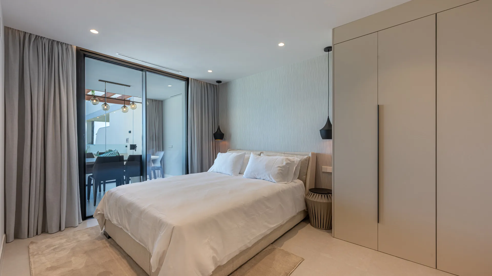 Apartamento en venta con 3 dormitorios en Palacetes Los Belvederes