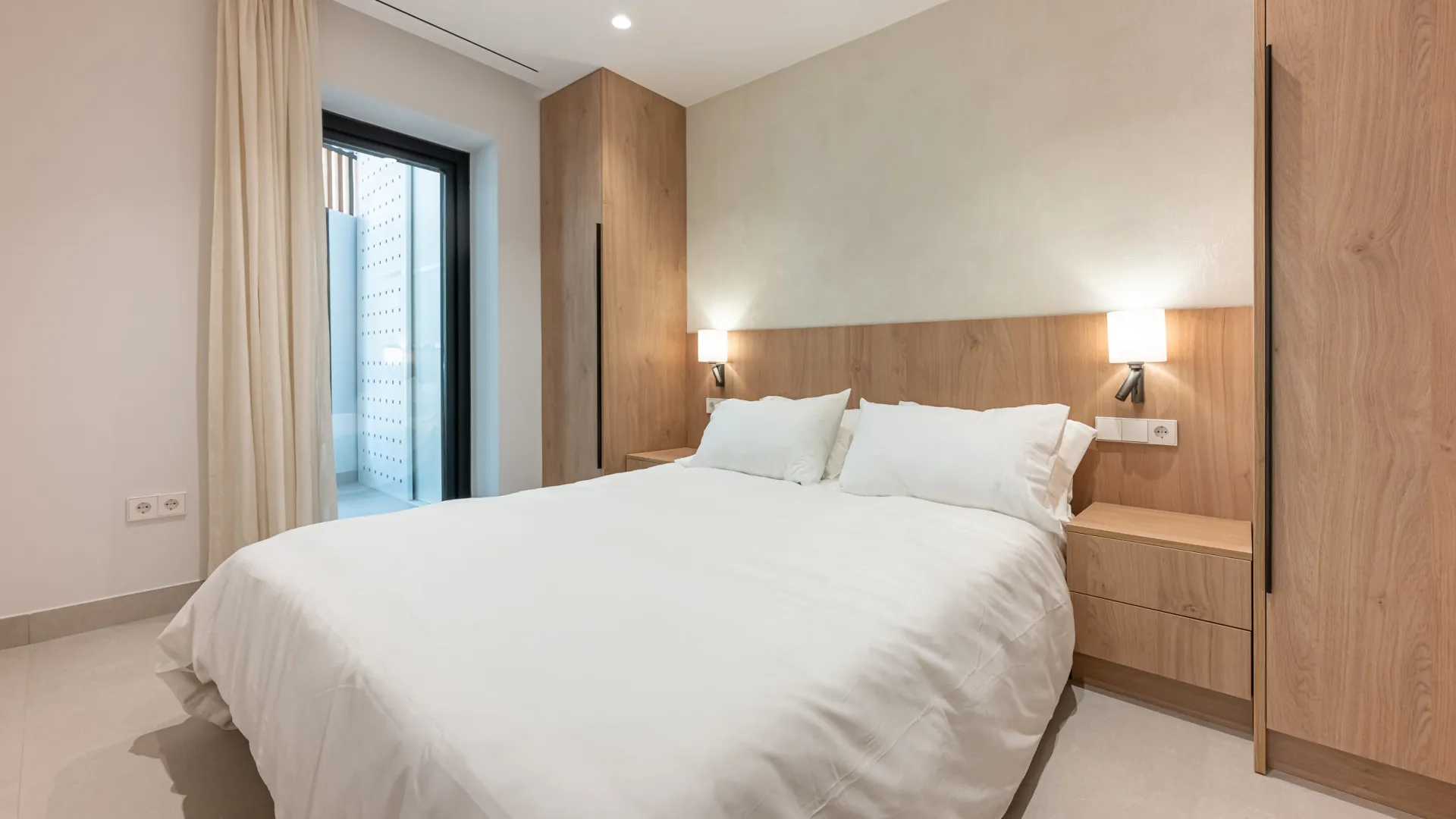 Apartamento en venta con 3 dormitorios en Palacetes Los Belvederes