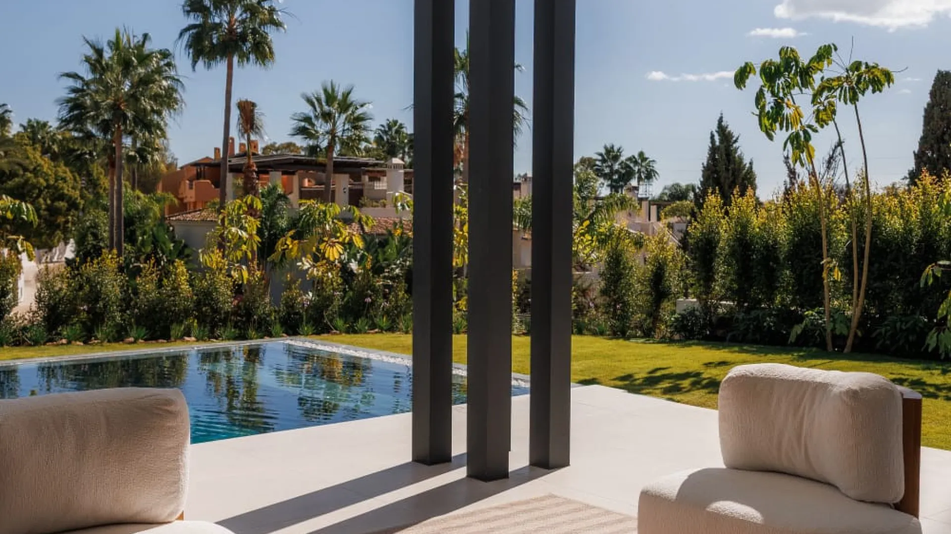 Villa for sale in Lomas del Rey