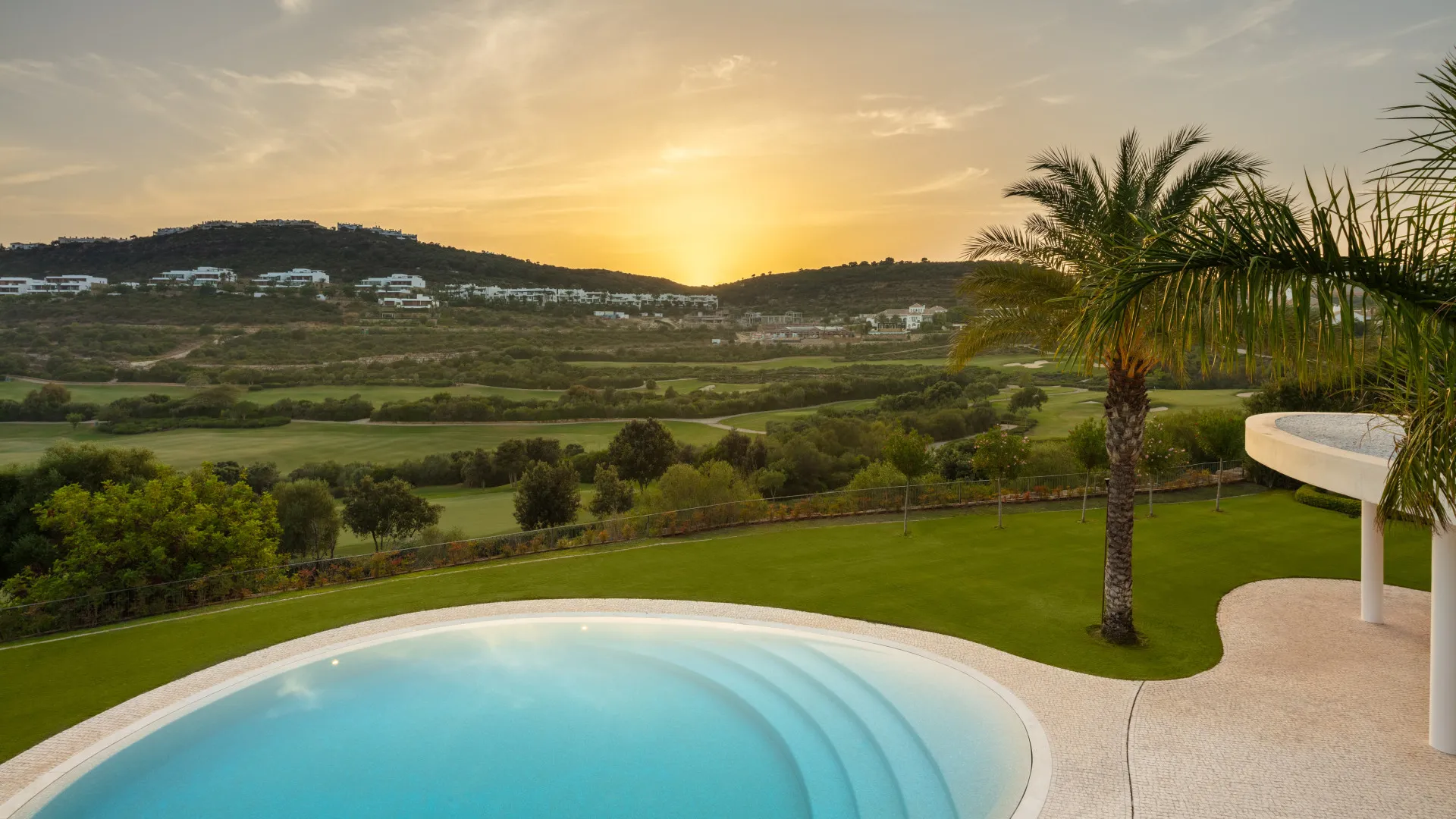 Villa de 4 dormitorios en venta en Finca Cortesin